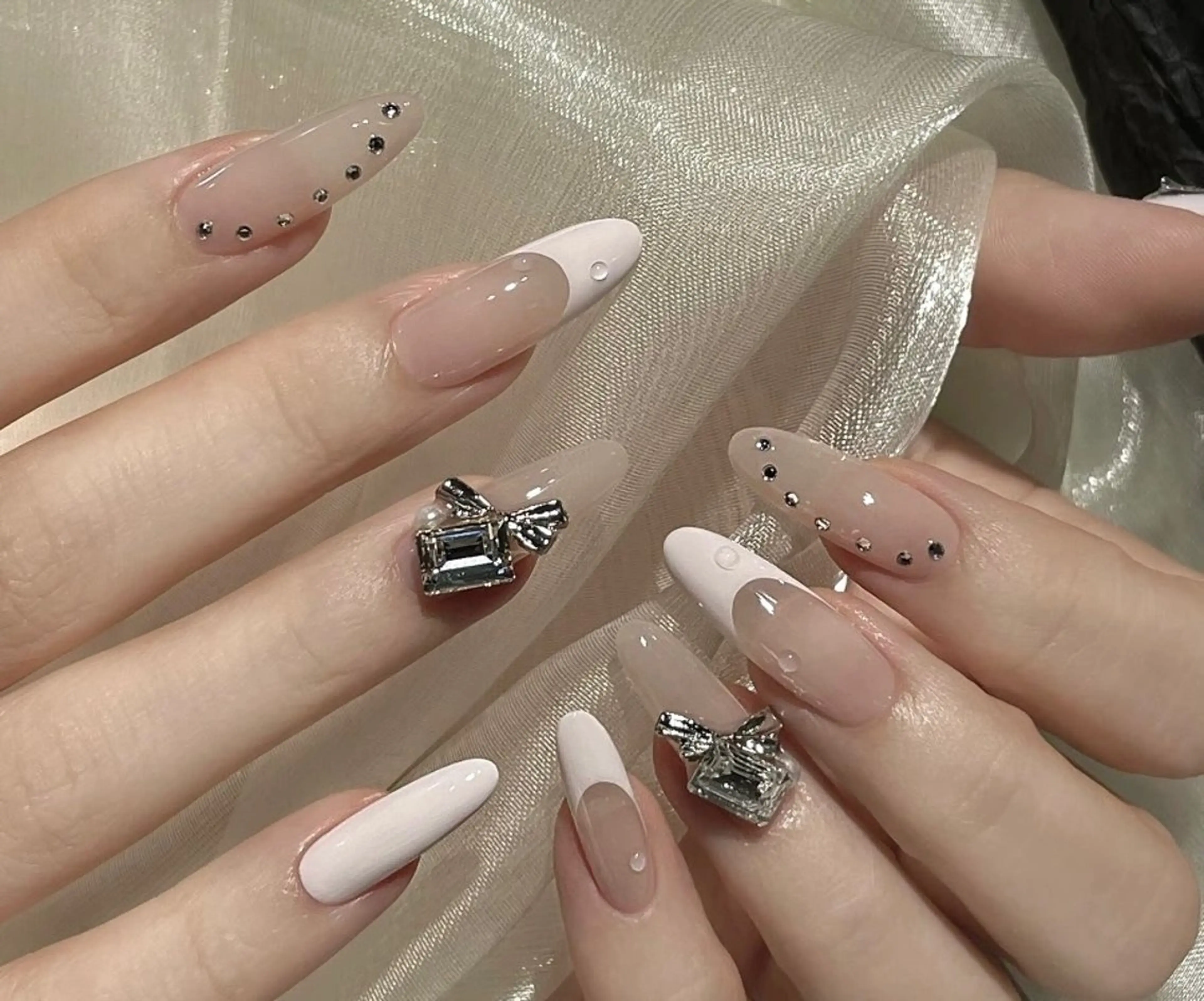 ネイル ハンドネイル ネイルサロン lotusのネイルデザイン