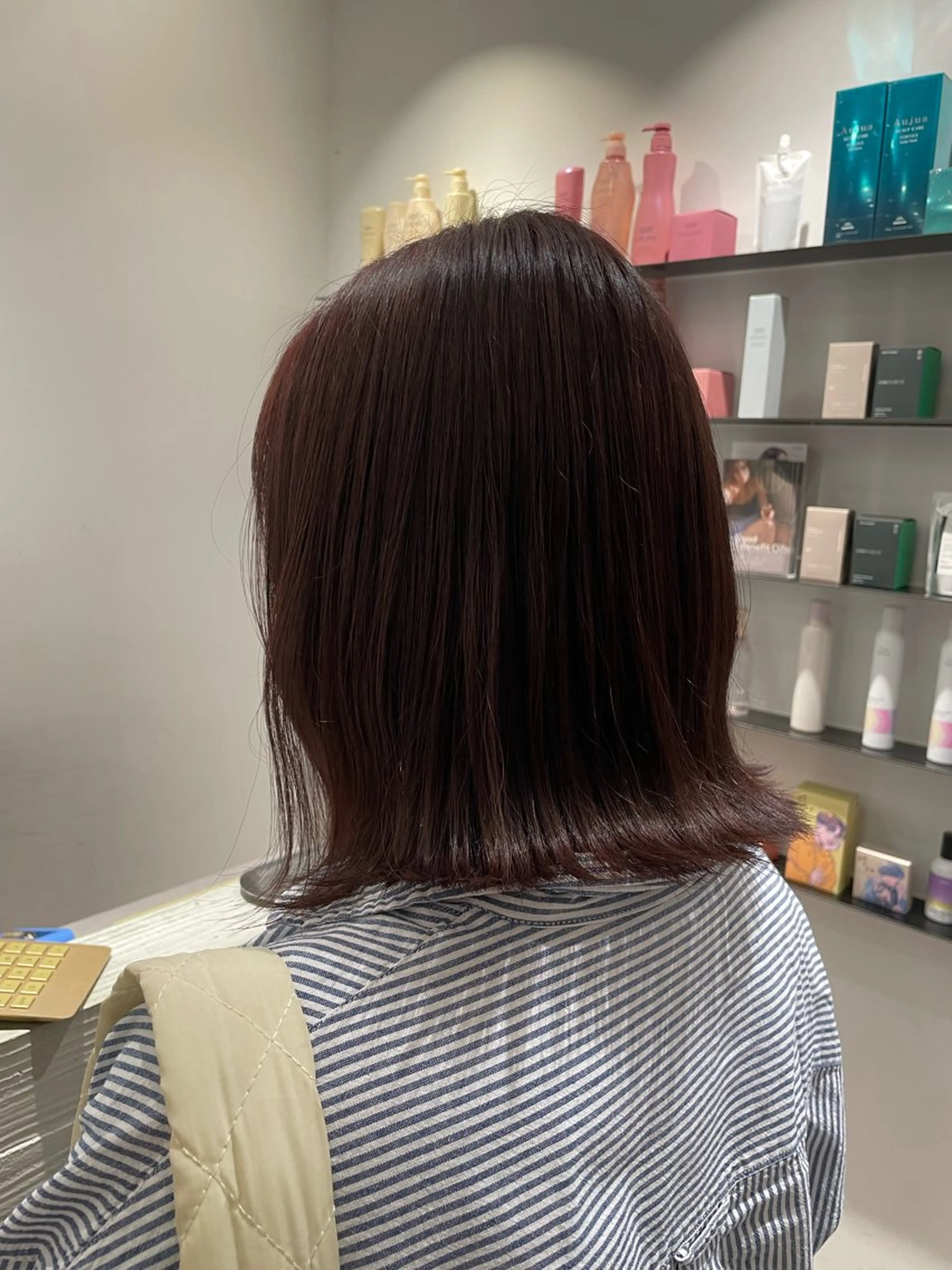 ショート NEST by chord （ネストバイコード）所属・🤍関根 朋香🤍のヘアスタイル