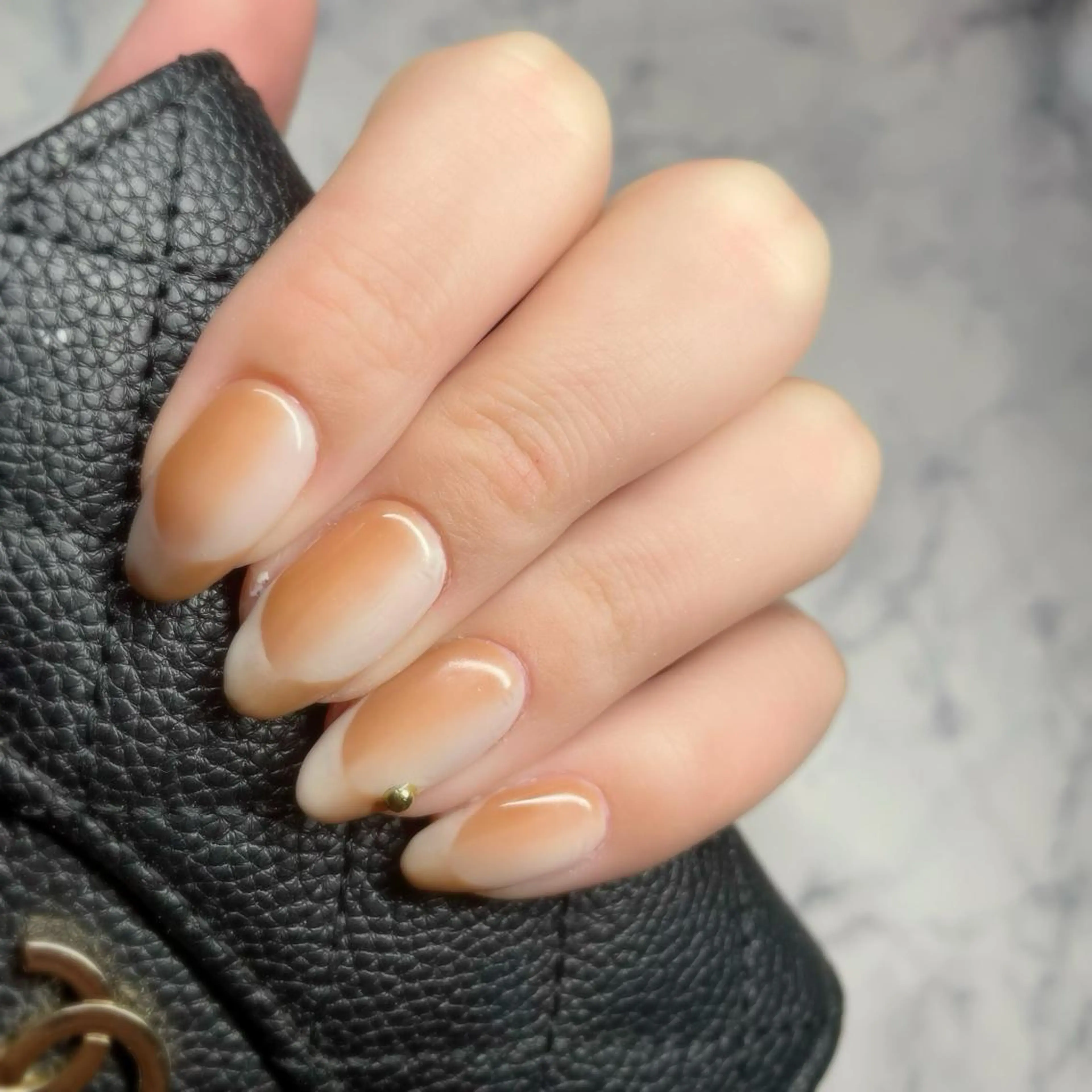 ネイル フレンチネイル オンブレフレンチ ハンドネイル y39nail toshiのネイルデザイン