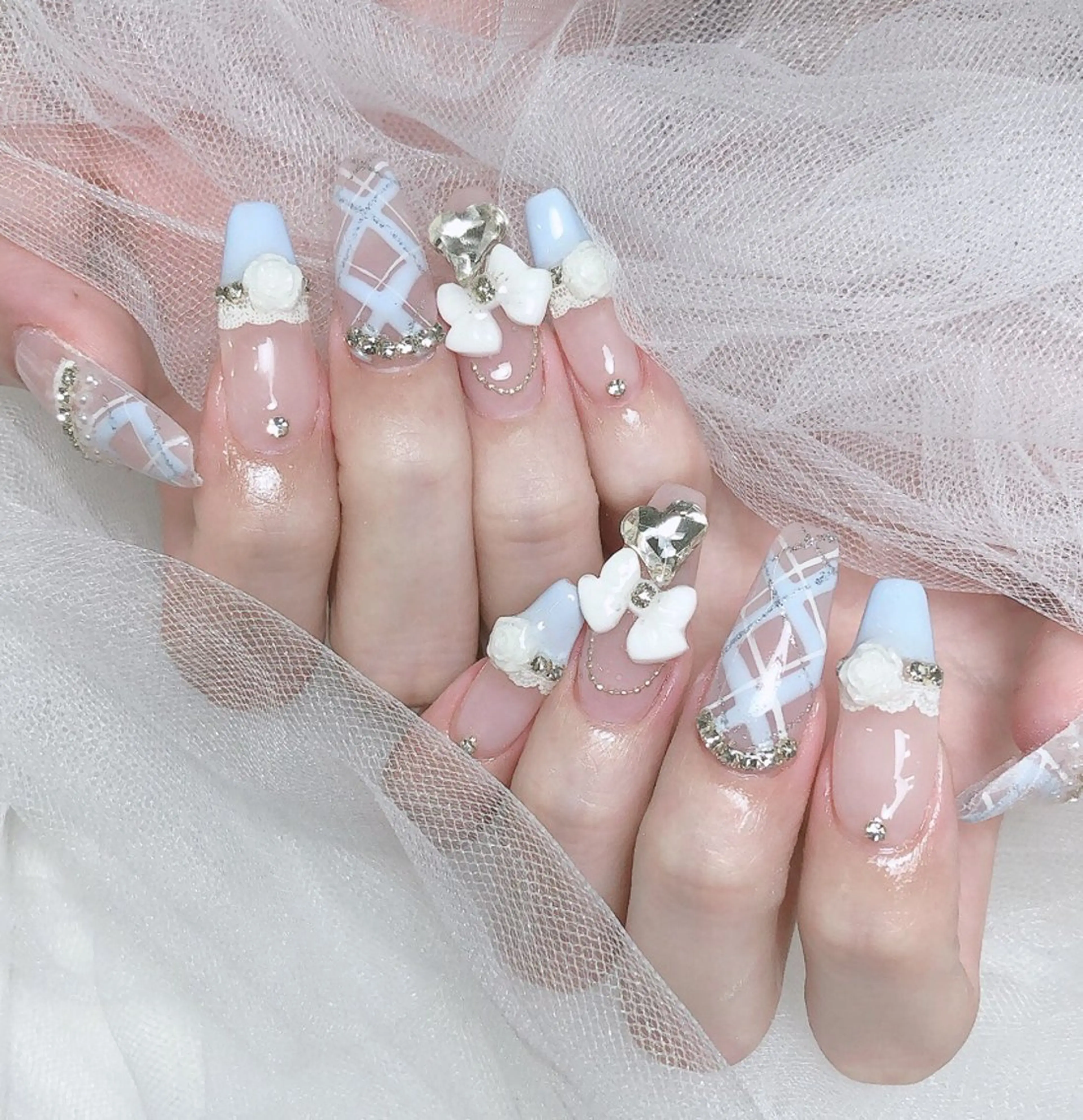 ネイル LR.ONE ヨウのネイルデザイン