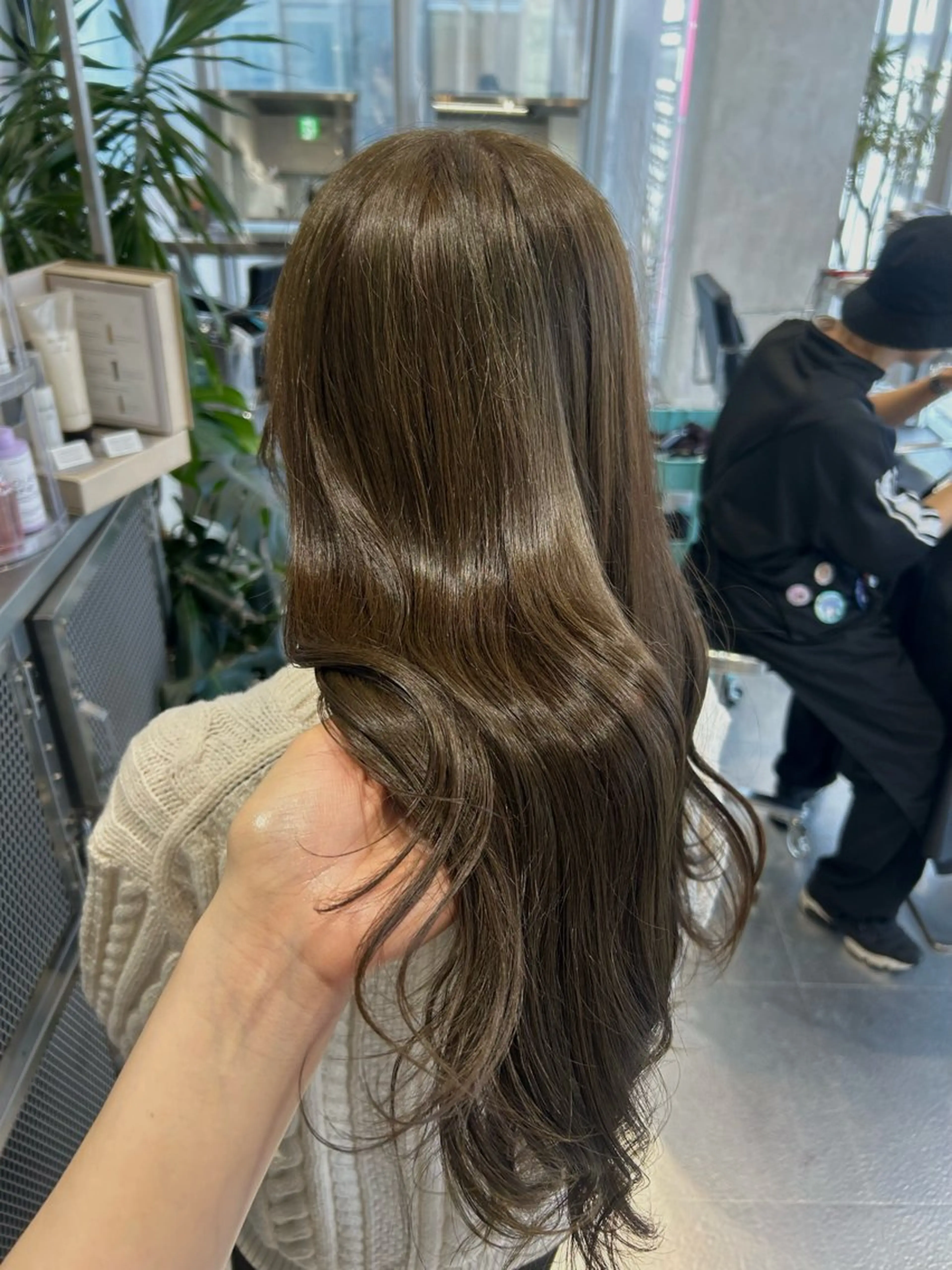 ロング ヘアカラー あやめ🪽 オリーブ/ハイトーンのヘアスタイル