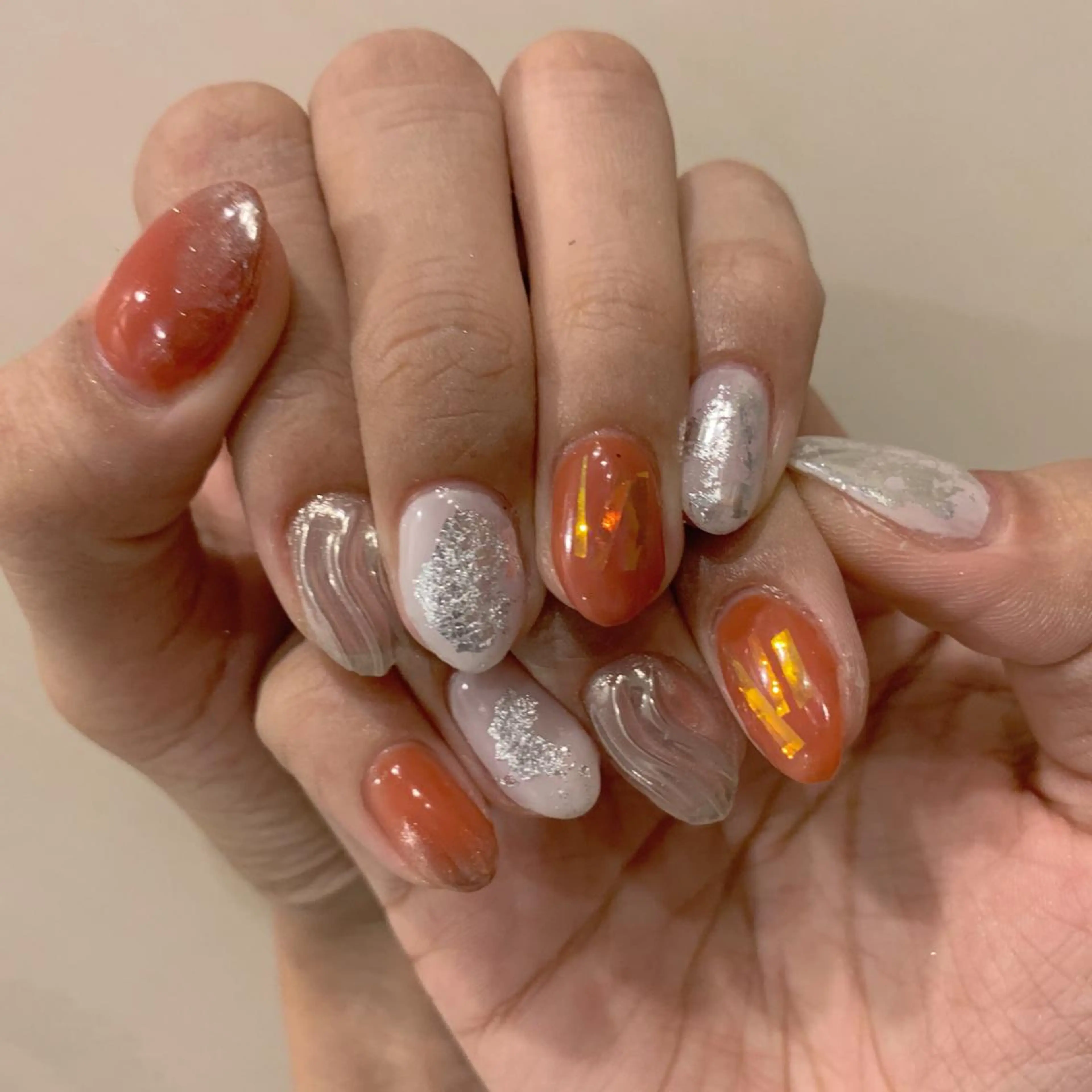 ネイル ヤマダ サクラのヘアスタイル