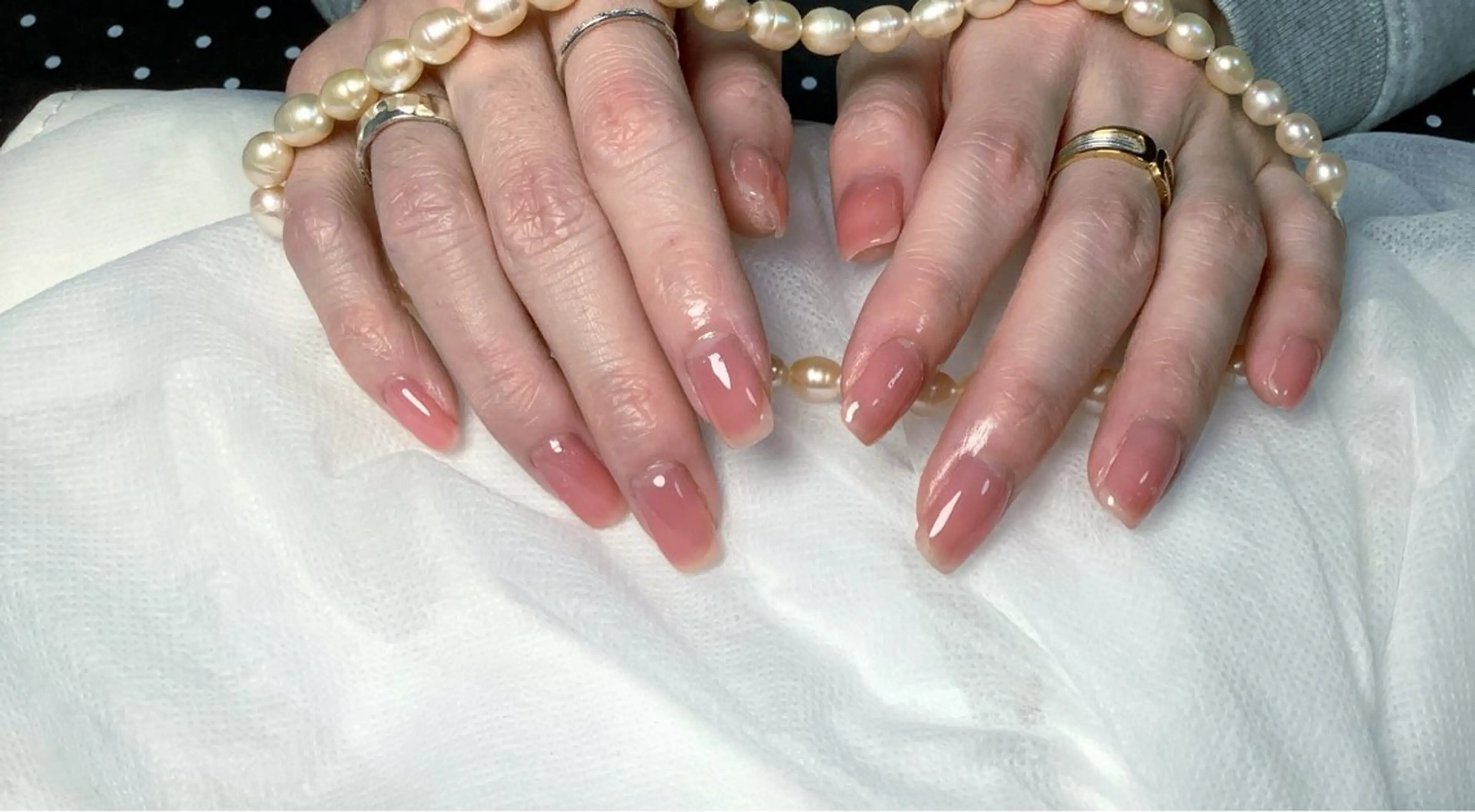 ネイル pink ladyサロン所属・べ にのネイルデザイン