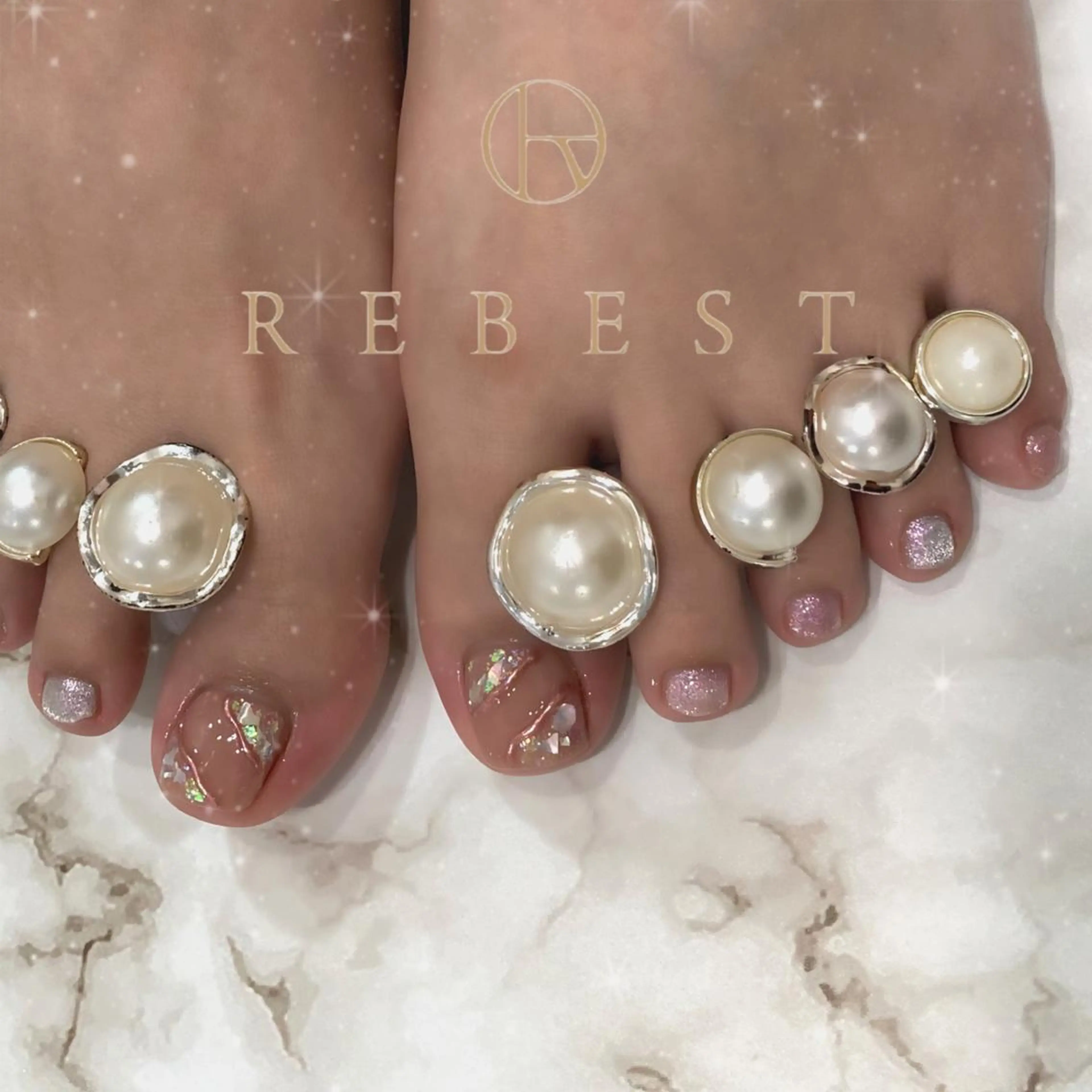 ネイル ❤️💛REBEST 付け放題Nailのネイルデザイン