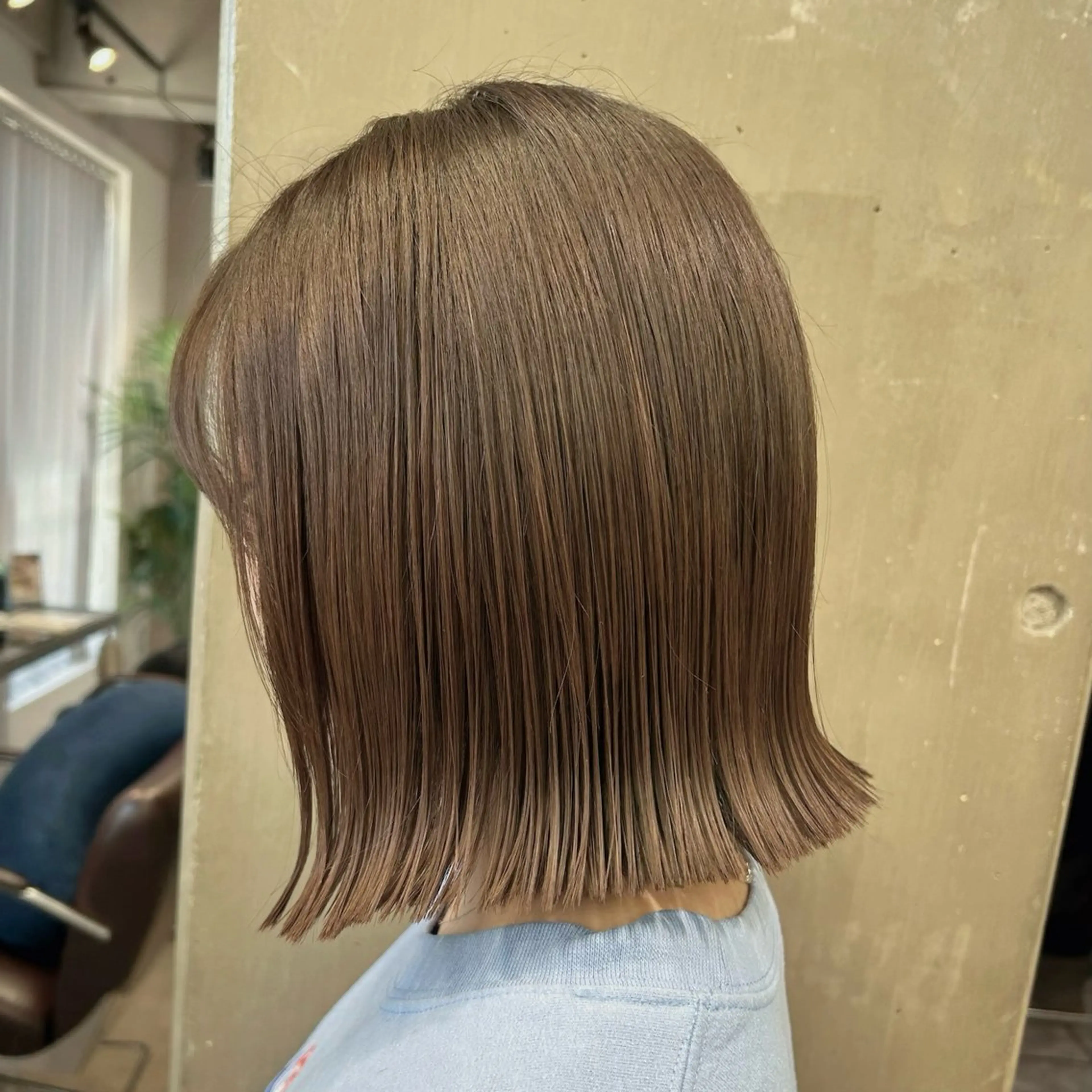 ショート 切りっぱなしボブ 前下がりボブ ボブ カット ボブ/レイヤー/ ダブルカラー/みのりのヘアスタイル