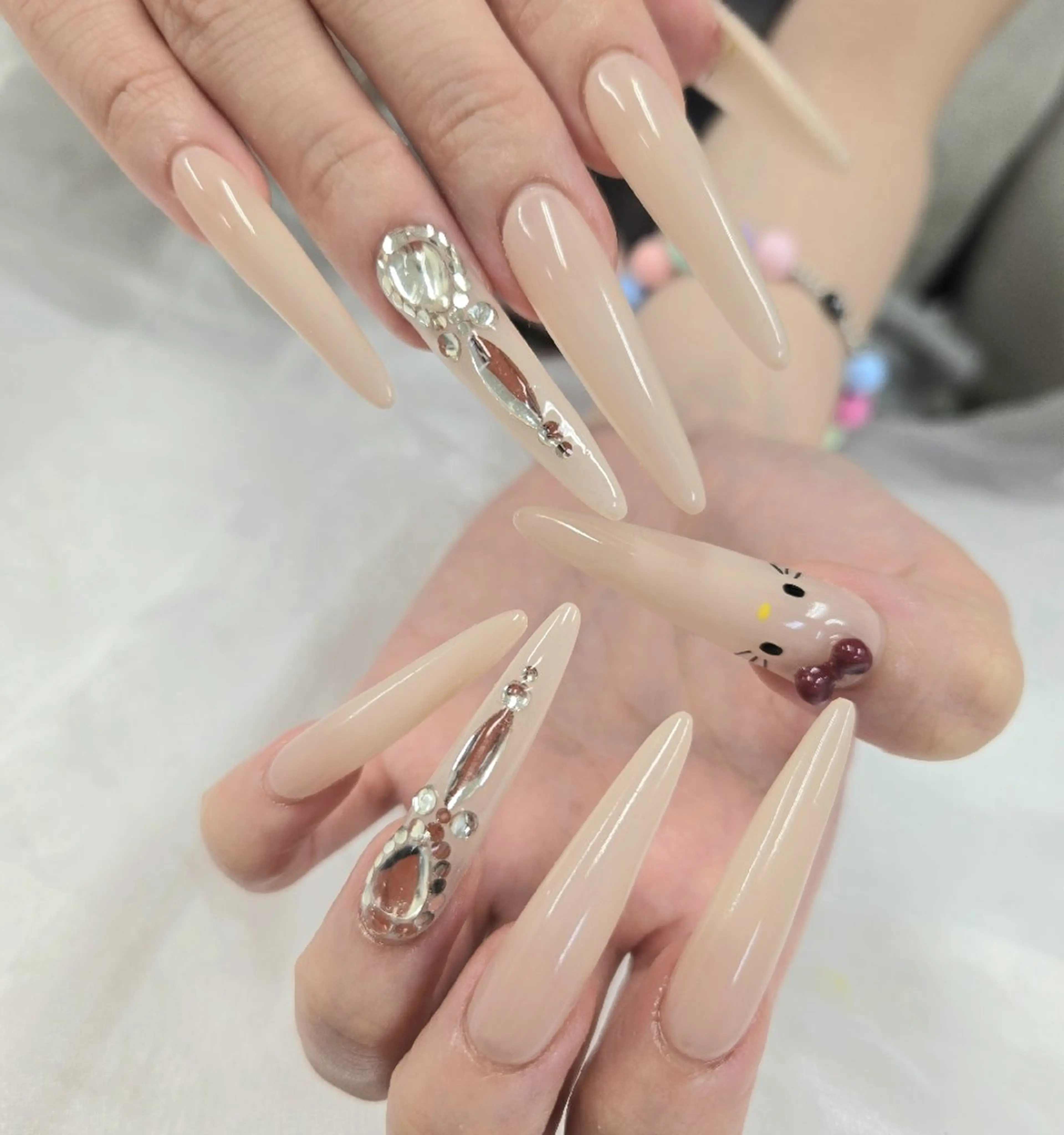 ネイル アートネイル オーロラネイル チークネイル ジェルネイル グラデーション ハンドネイル 河野ちえ (雑誌掲載サロン)のネイルデザイン