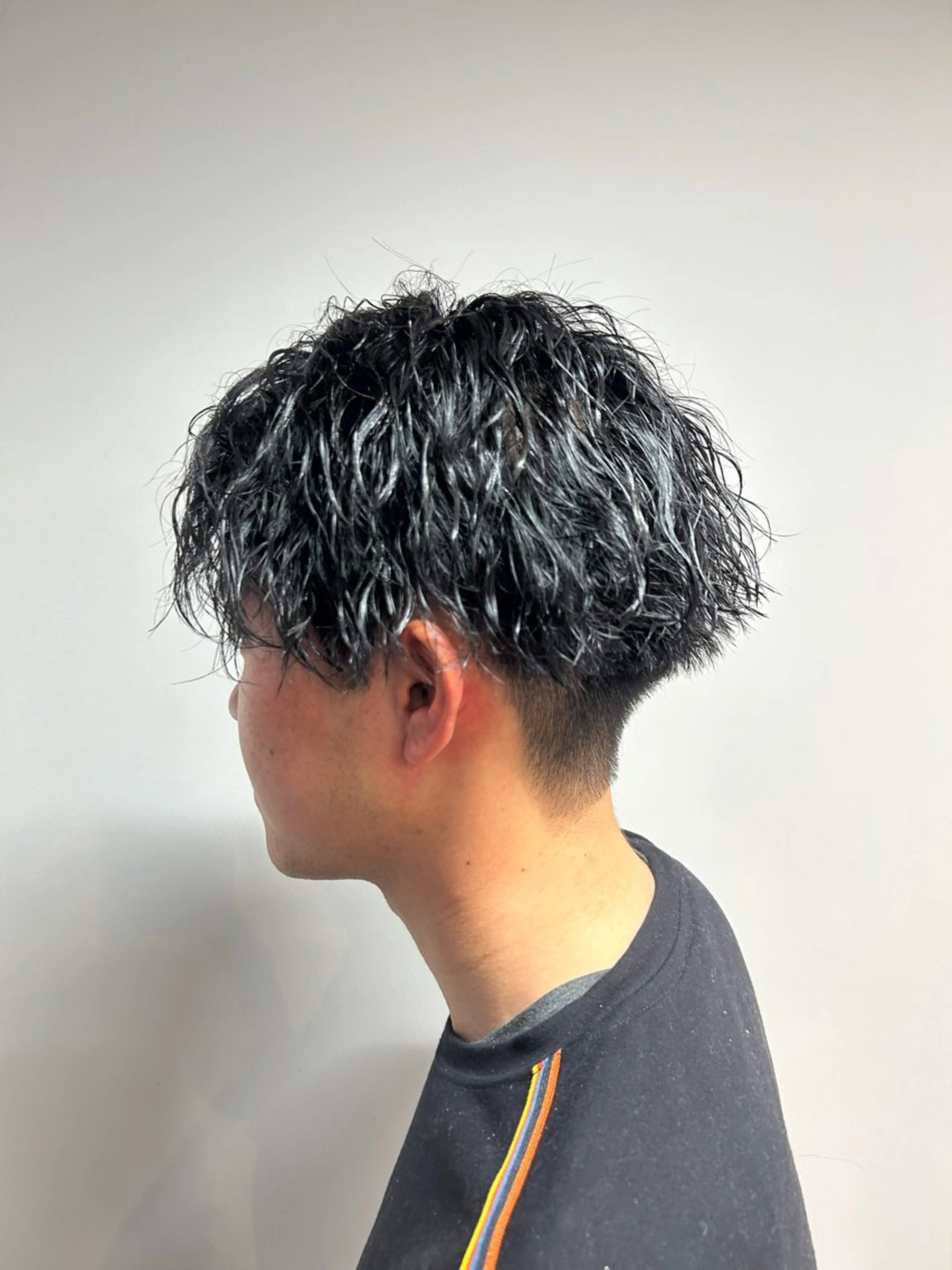 ショート パーマ メンズ 相澤 拳のヘアスタイル