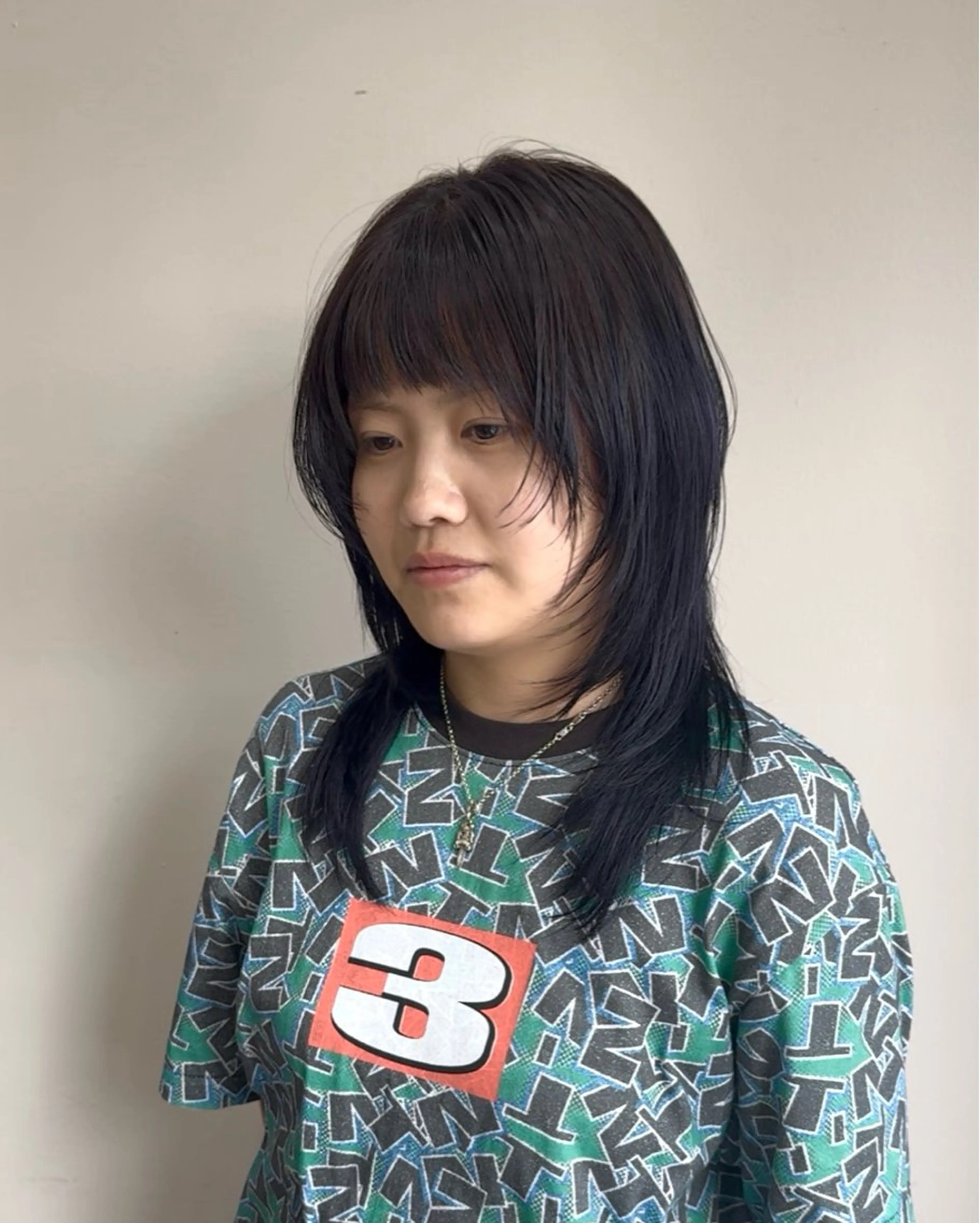 セミロング レイヤーカット reira/堀江/ 透明感カラーのヘアスタイル