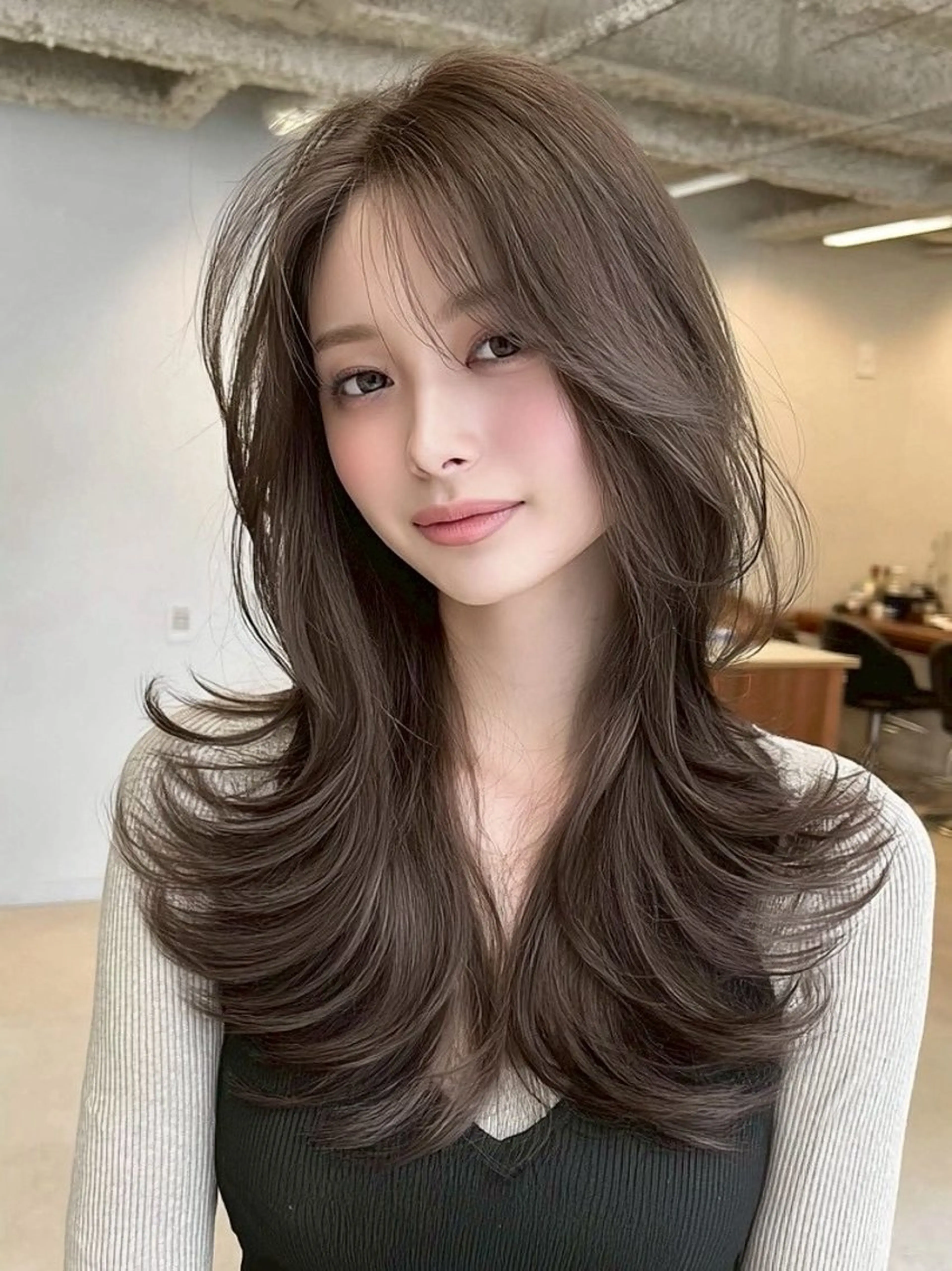 ロング カラー カット ヘアカラー トリートメント 💎透明感/韓国/ レイヤー/泉亮介💎のヘアスタイル