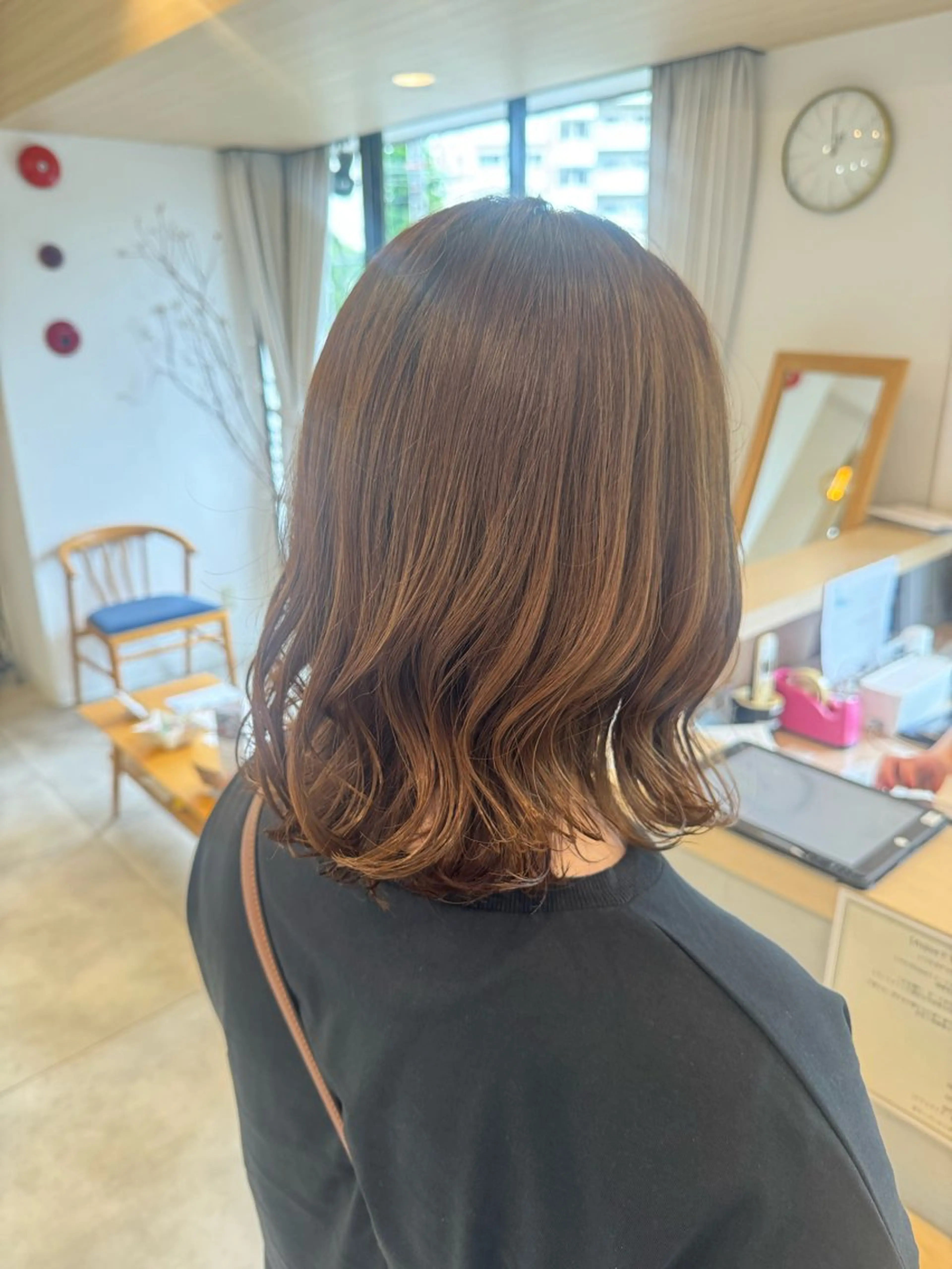 ミディアム 金山/レイヤー カット/Hikariのヘアスタイル