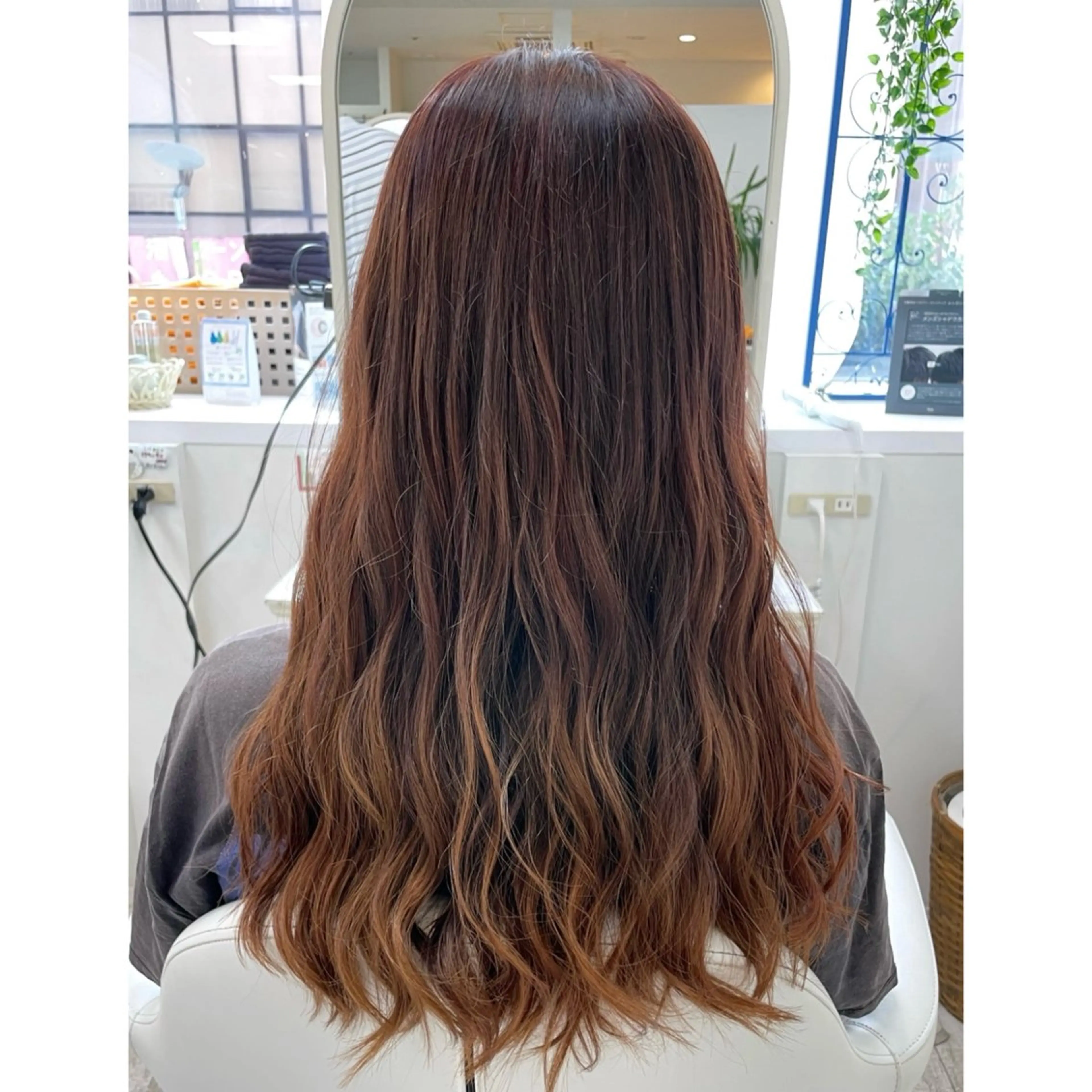 ロング カラー ヘアアレンジ ブラウンカラー レッドカラー レッドブラウン カット ヘアカラー 町田 あみのヘアスタイル
