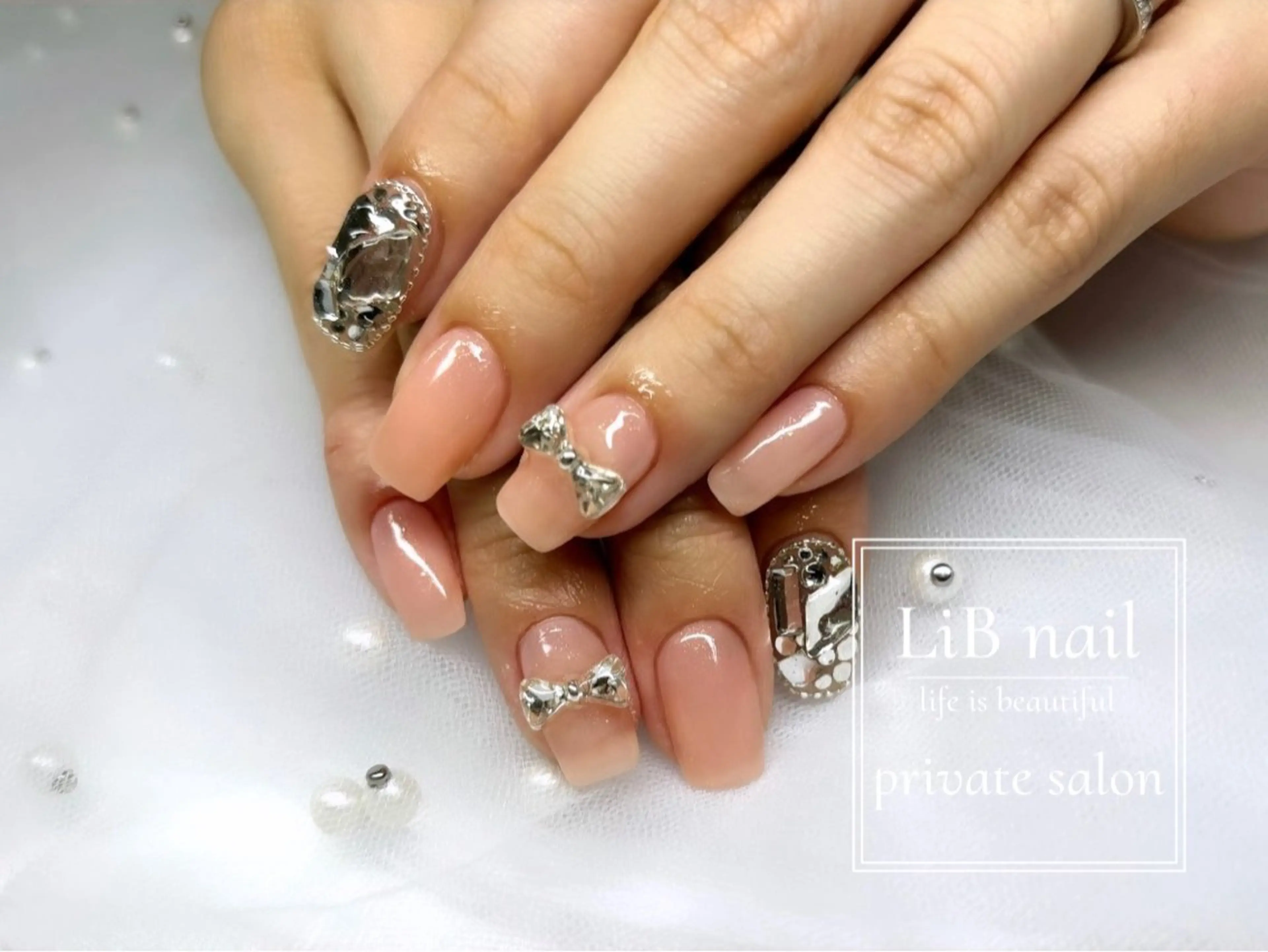 ネイル ハンドネイル LiB nailのネイルデザイン
