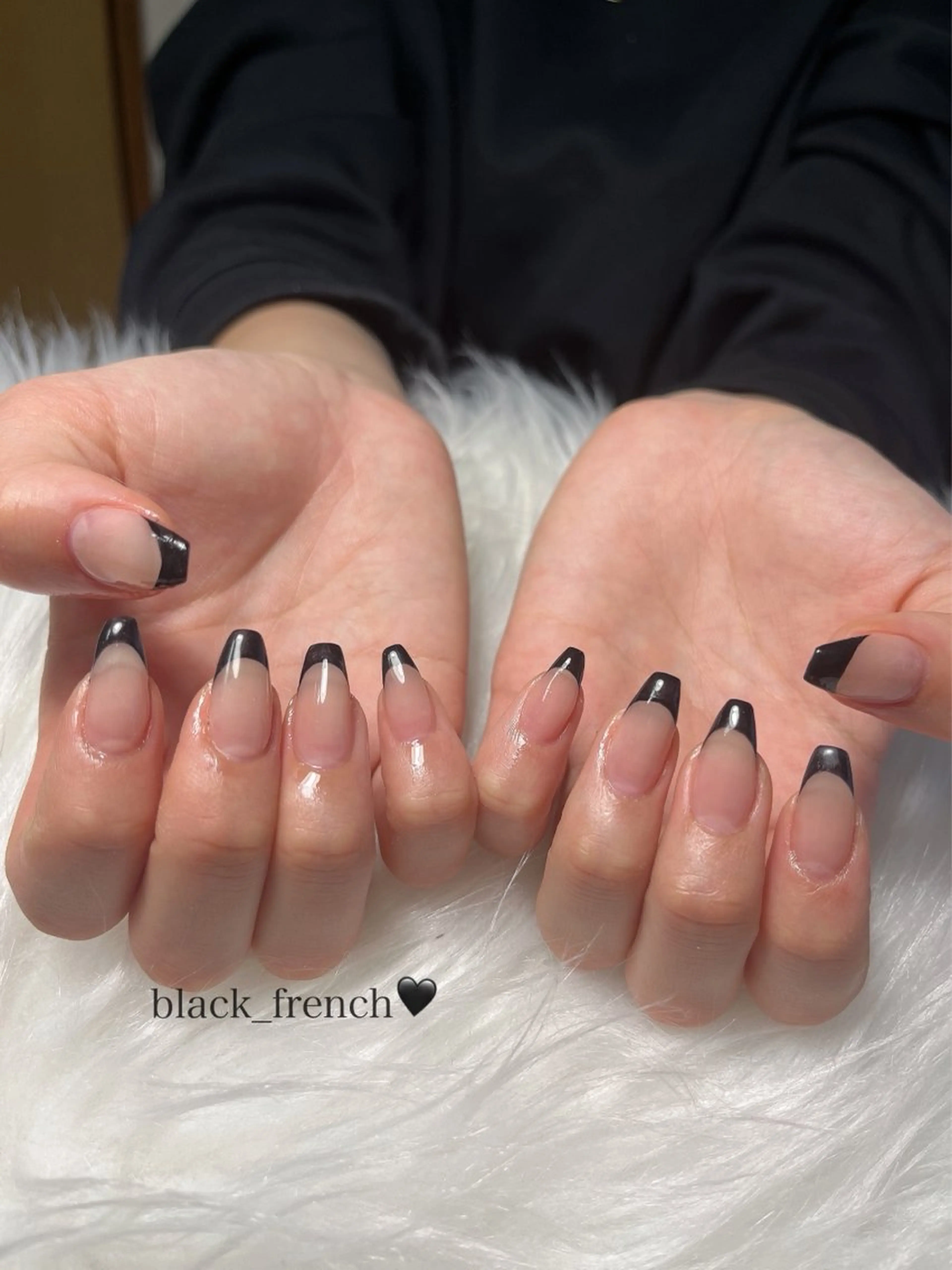 ネイル 小林 莉奈のネイルデザイン