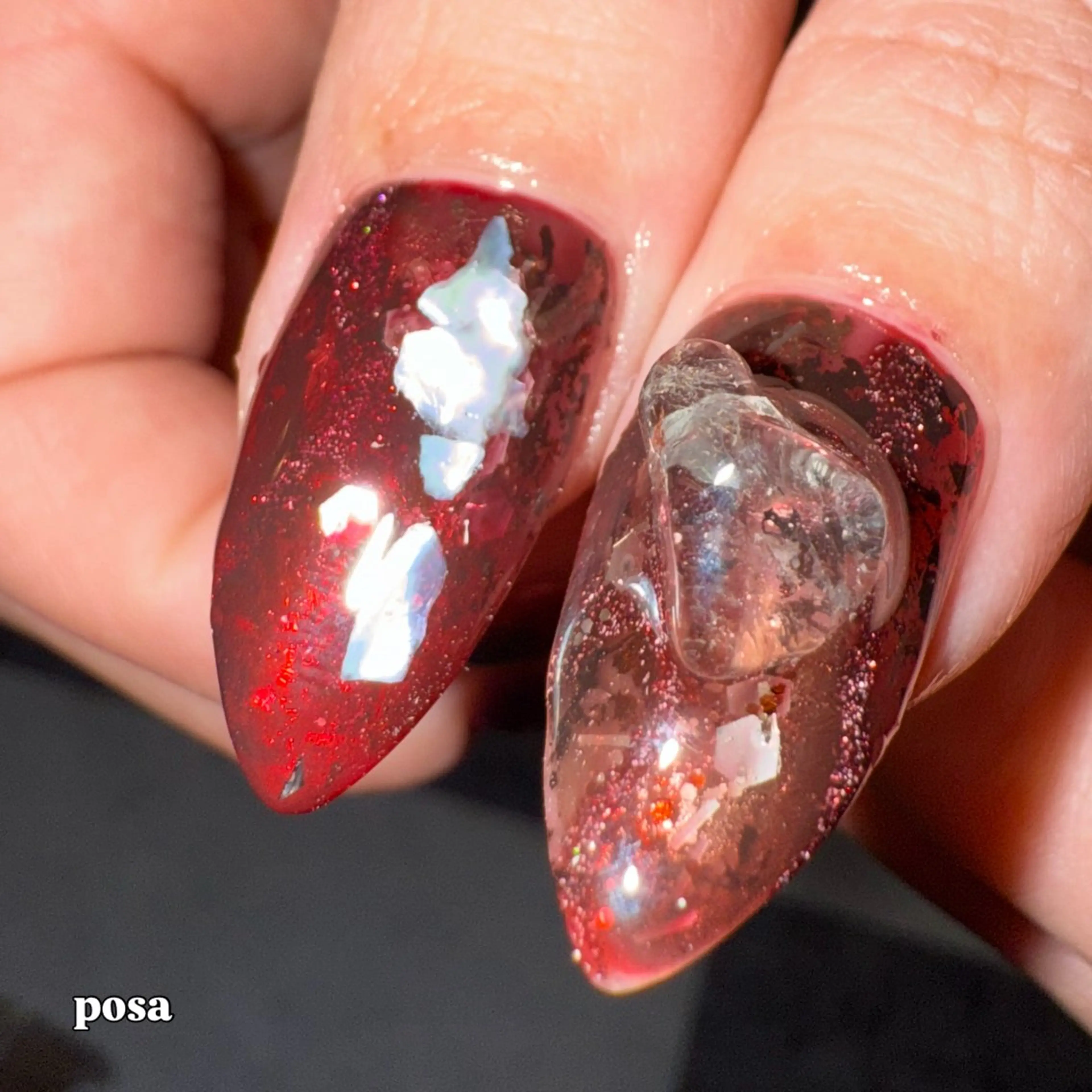 ネイル ボルドー キラキラネイル ニュアンスネイル 赤色 シンプルネイル ハンドネイル posa nail モエミのネイルデザイン