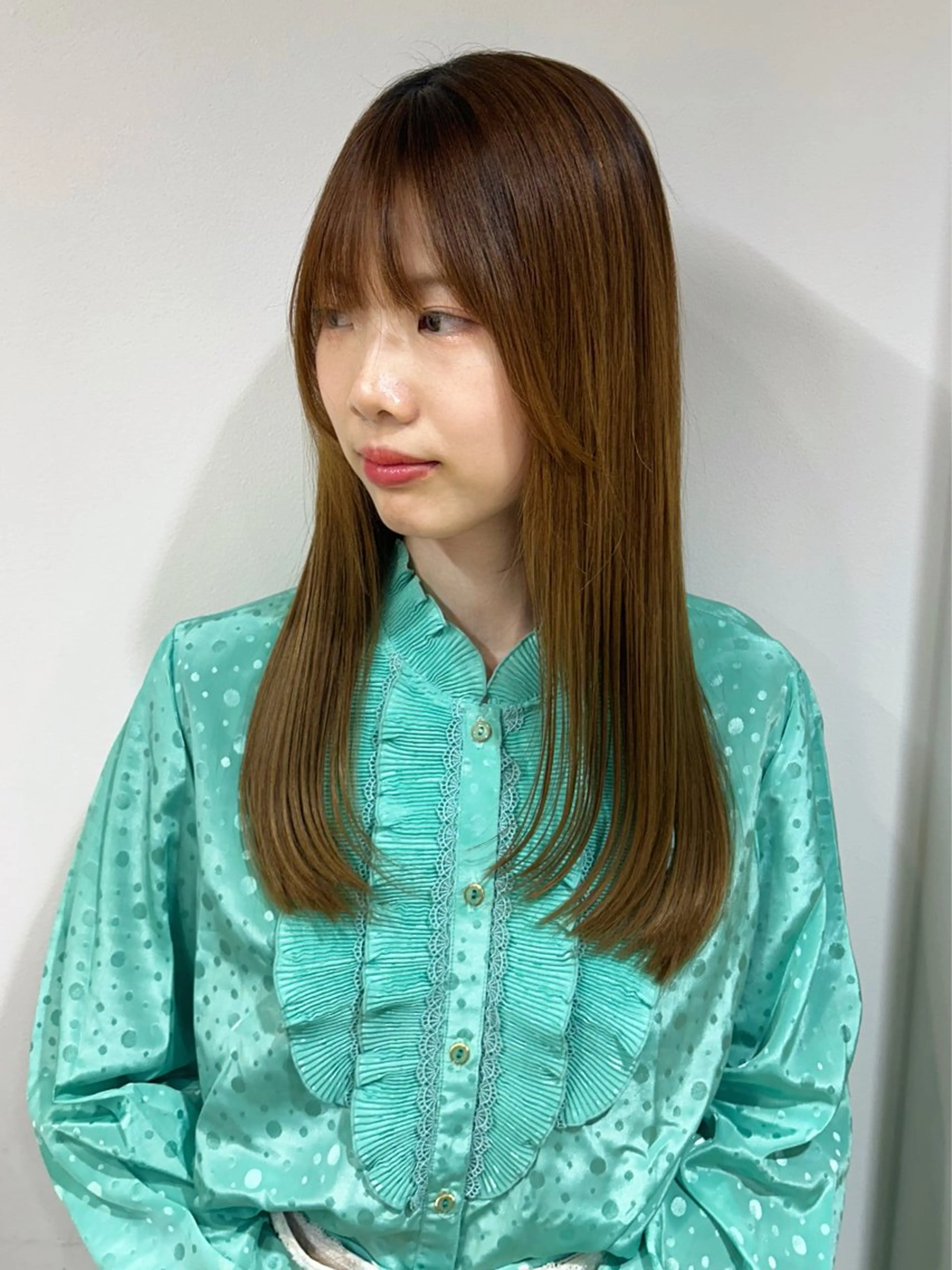 ⚪️土日祝3名限定⚪️🩵カット＋イルミナカラー＋1stepトリートメント🩵の写真