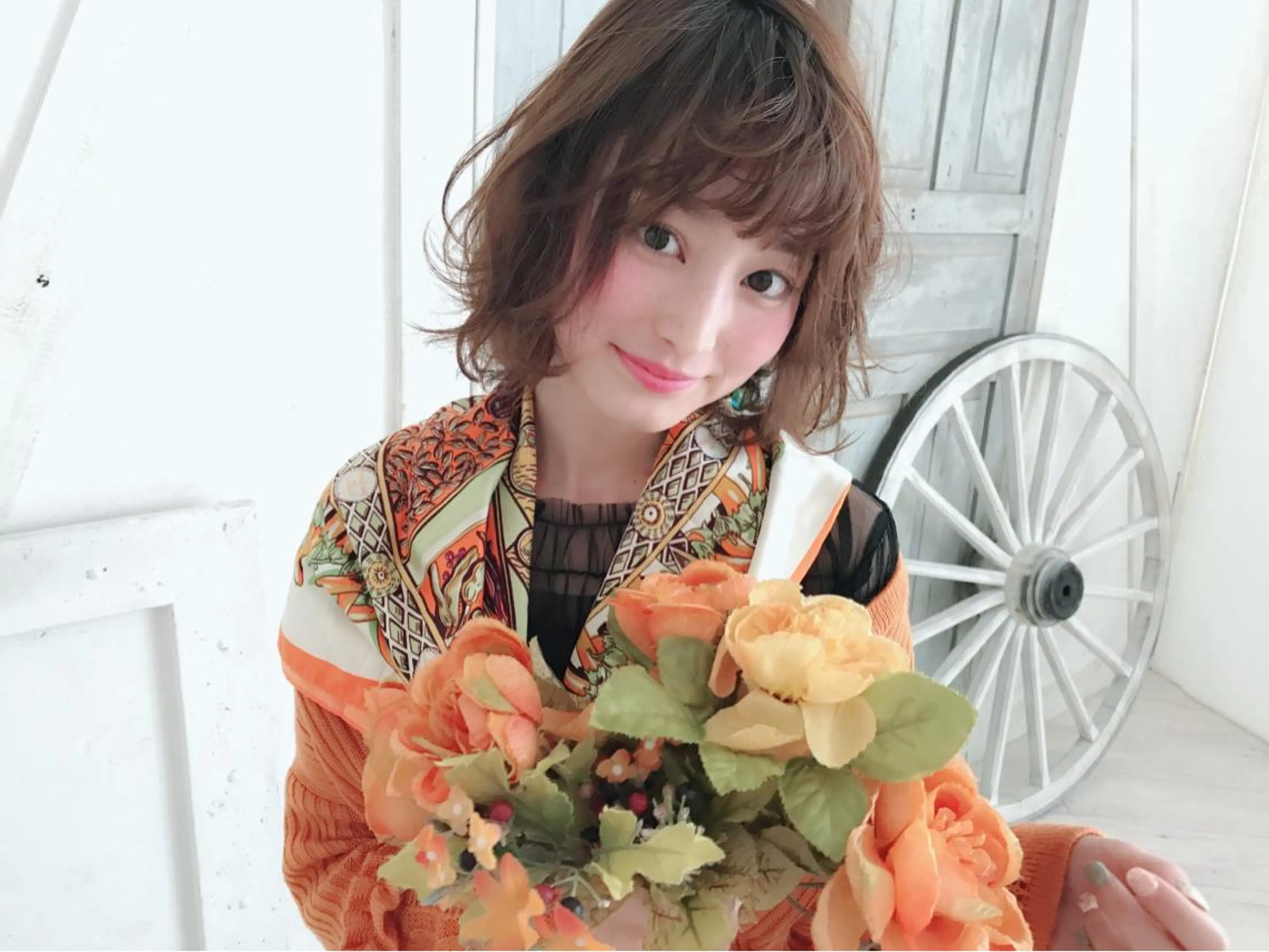 ミディアム カラー パーマ ミディアムパーマ 仲西 愛鈴のヘアスタイル