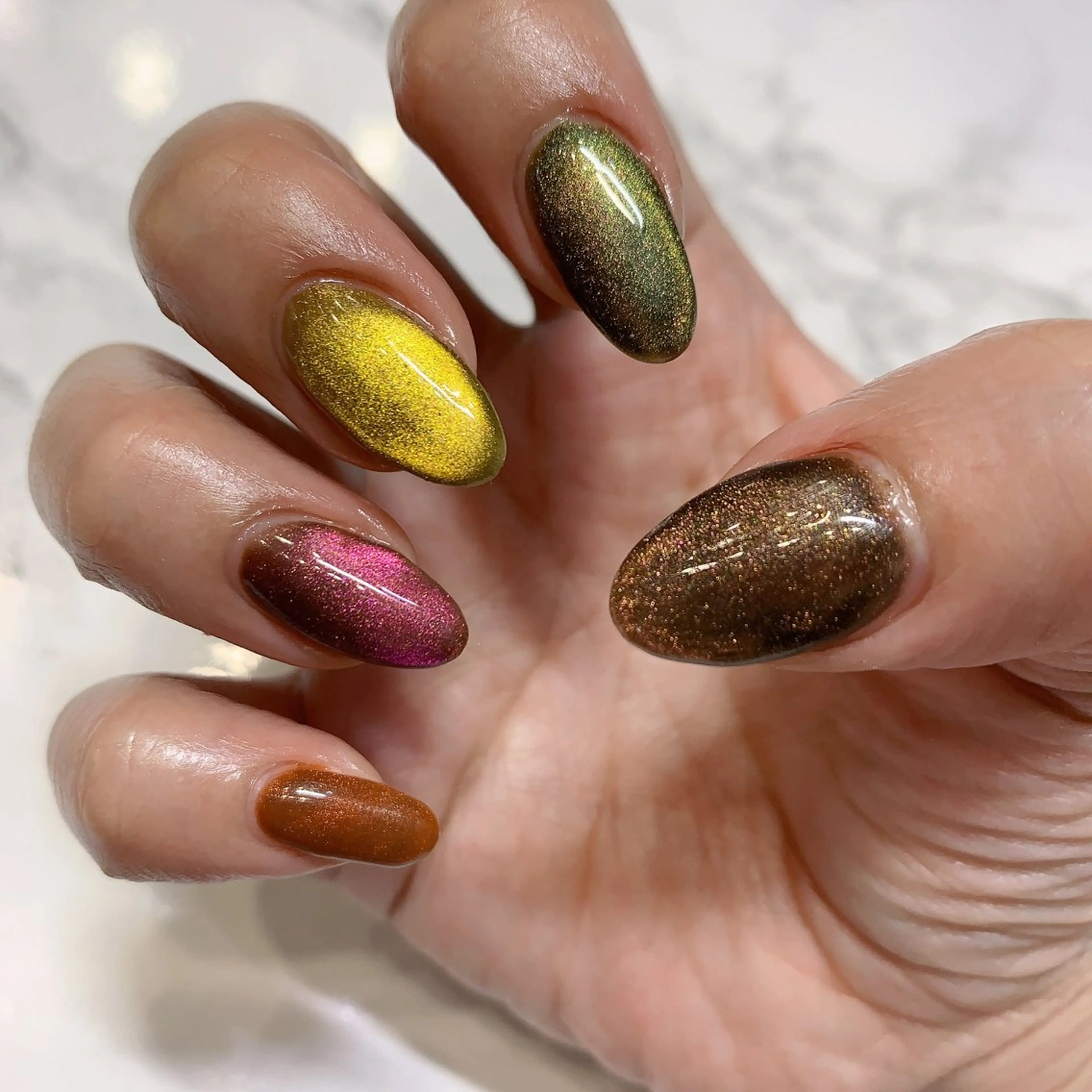 ネイル マグネットネイル YUKIMO🍎名駅 /ニュアンスのネイルデザイン