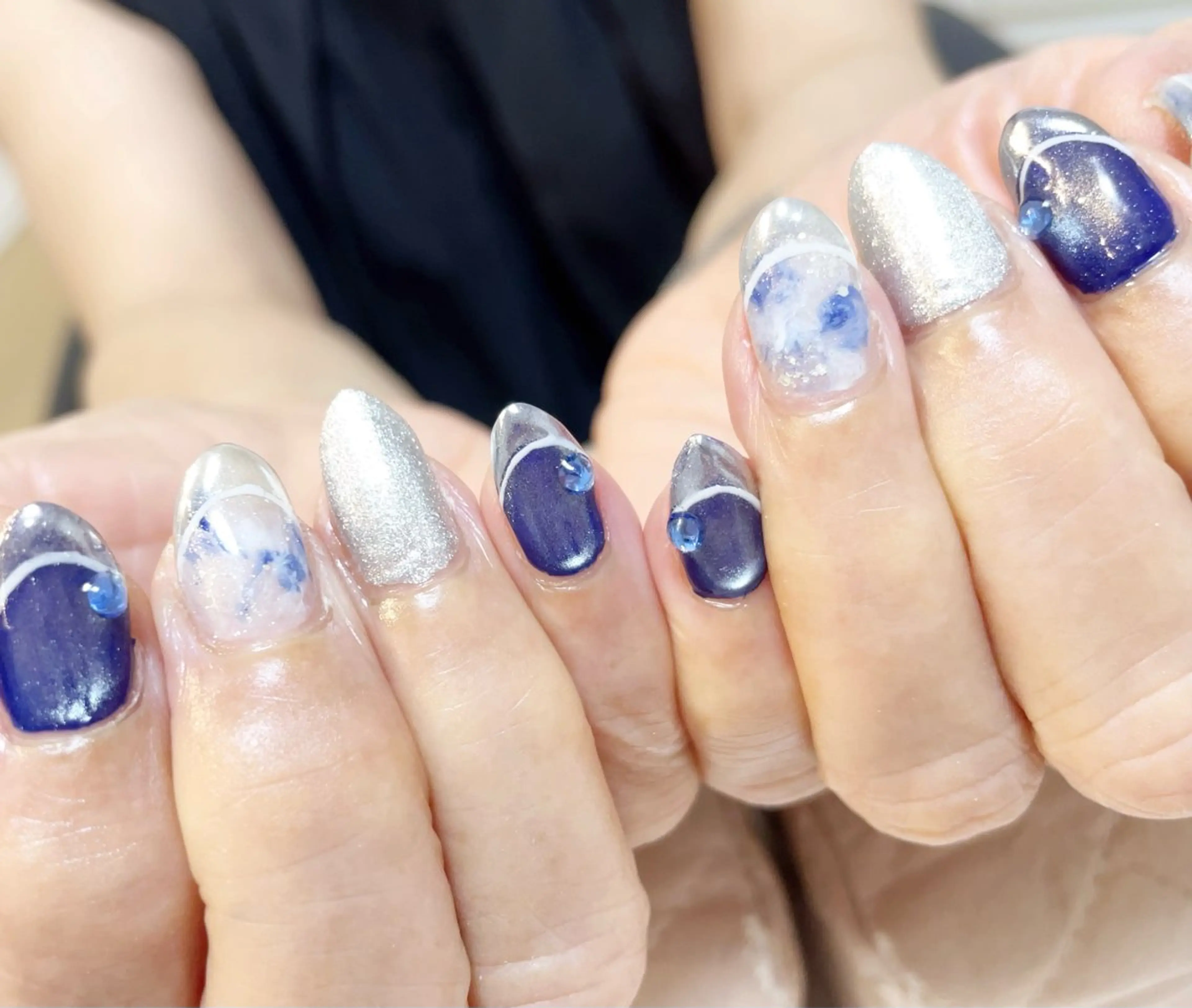 ネイル manis .のネイルデザイン