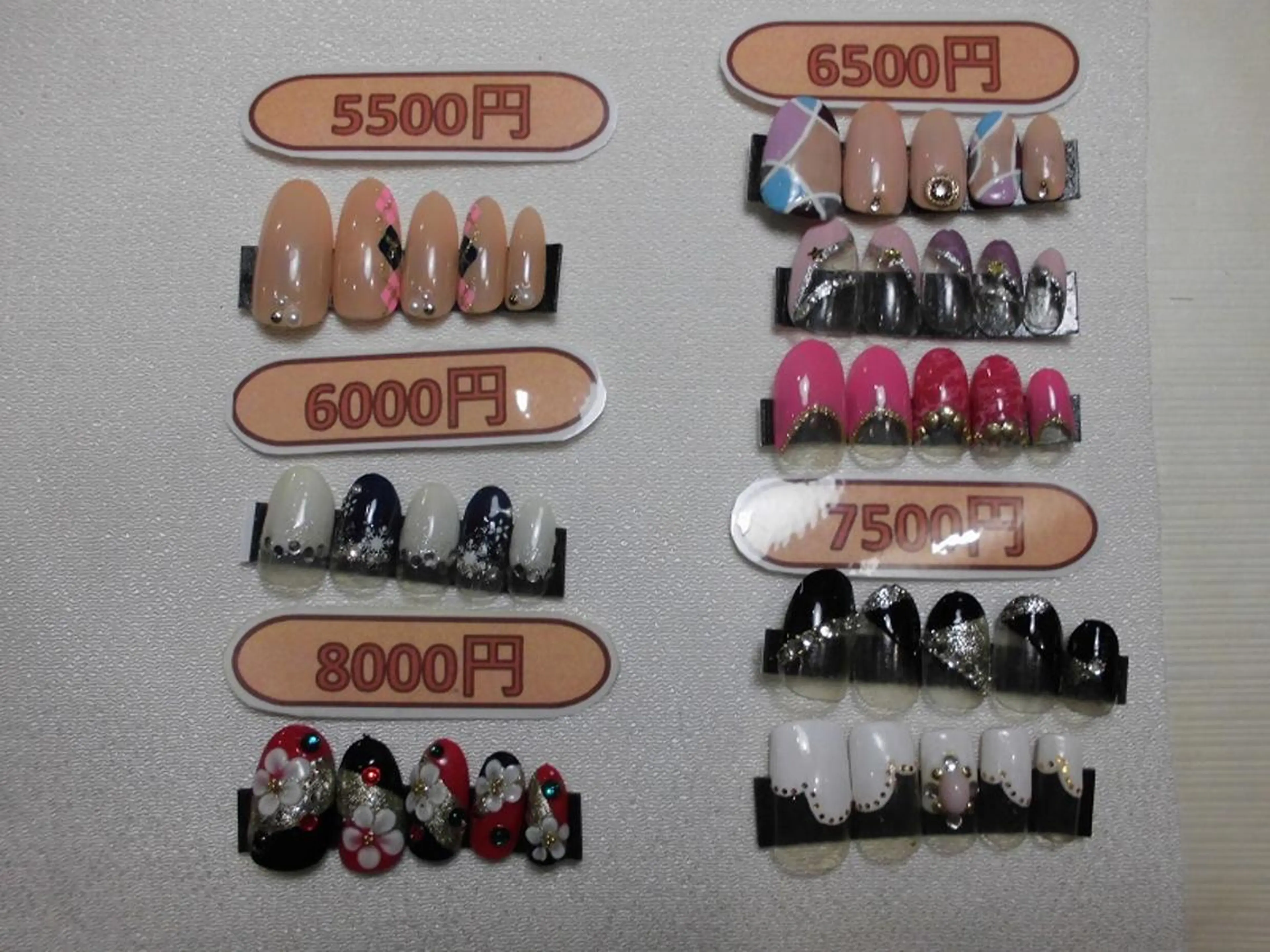 ネイル ジェルネイル ハンドネイル ネイルサロン Cureのネイルデザイン