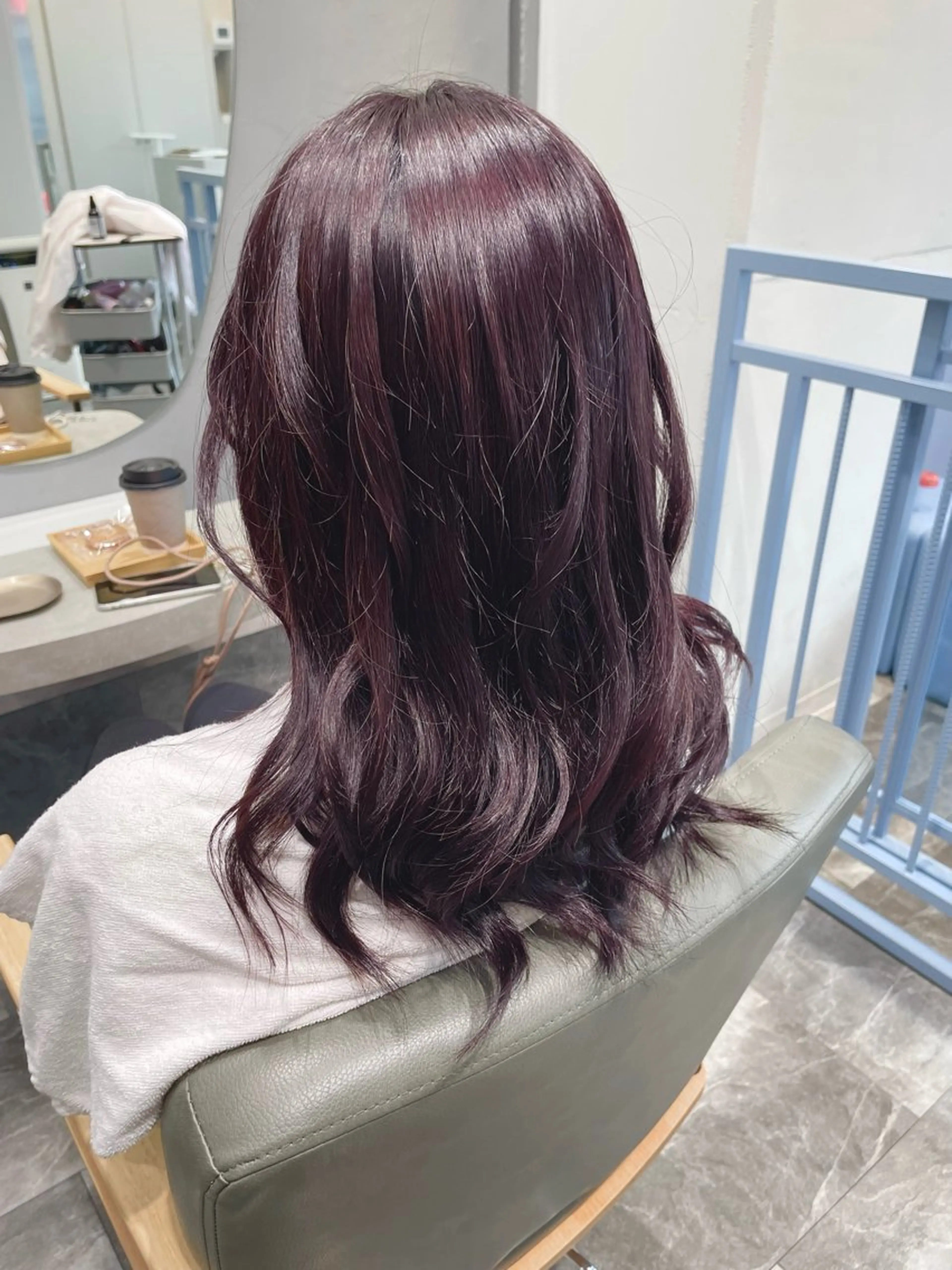 カラー ブリーチ ブリーチなしカラー ピンクカラー POANA.所属・POANA .のマツエク・マツパデザイン