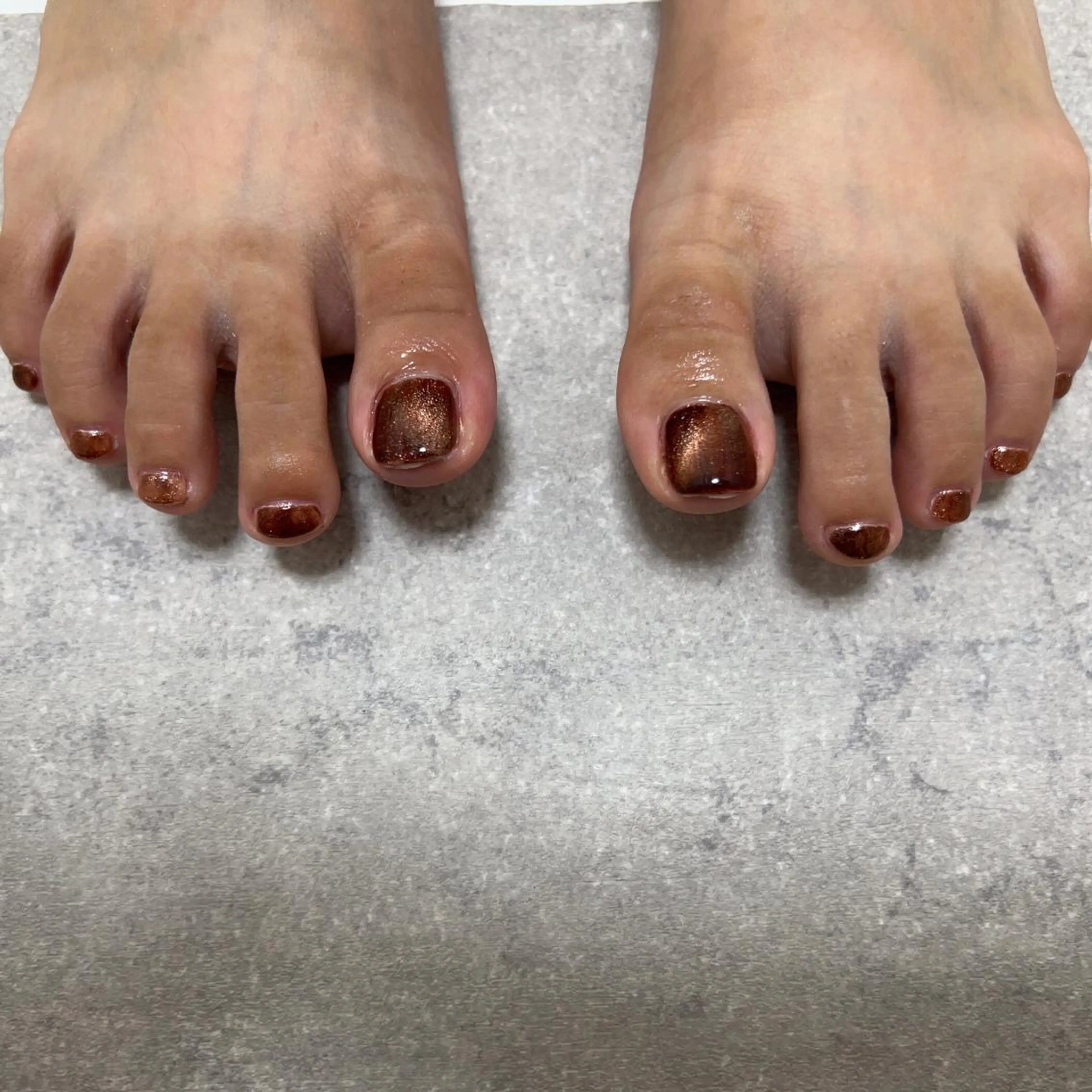 ネイル ブラウン マグネットネイル フットネイル Mogu nail 二子玉川のネイルデザイン