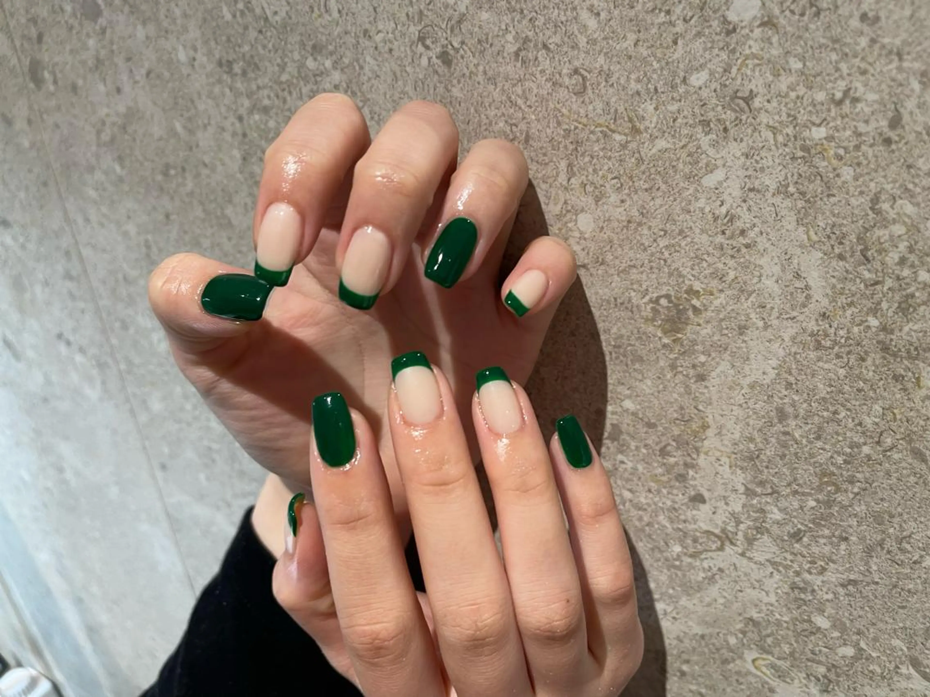 ネイル esby Loely MIZUKIのネイルデザイン