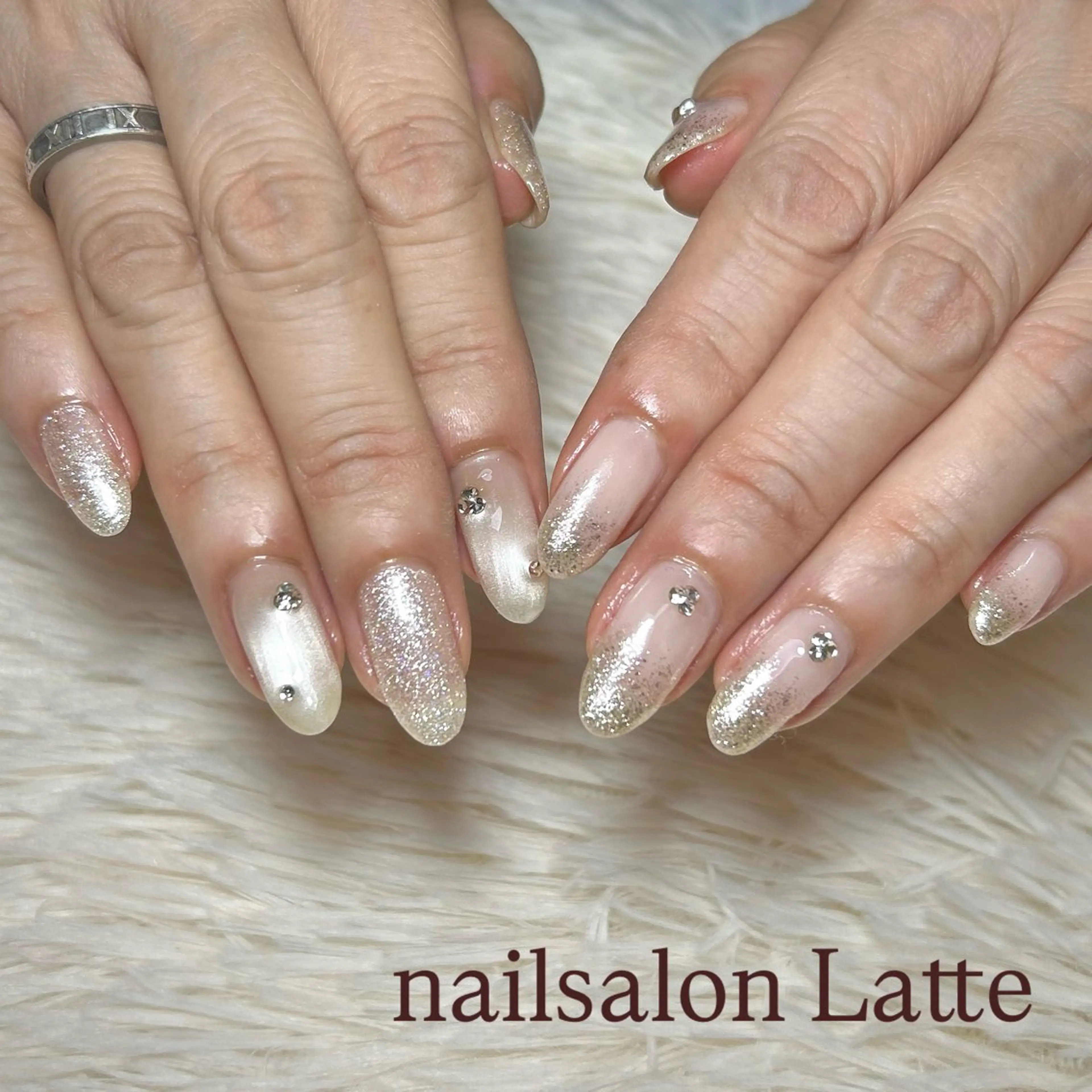 ネイル Nailsalon Latteのネイルデザイン