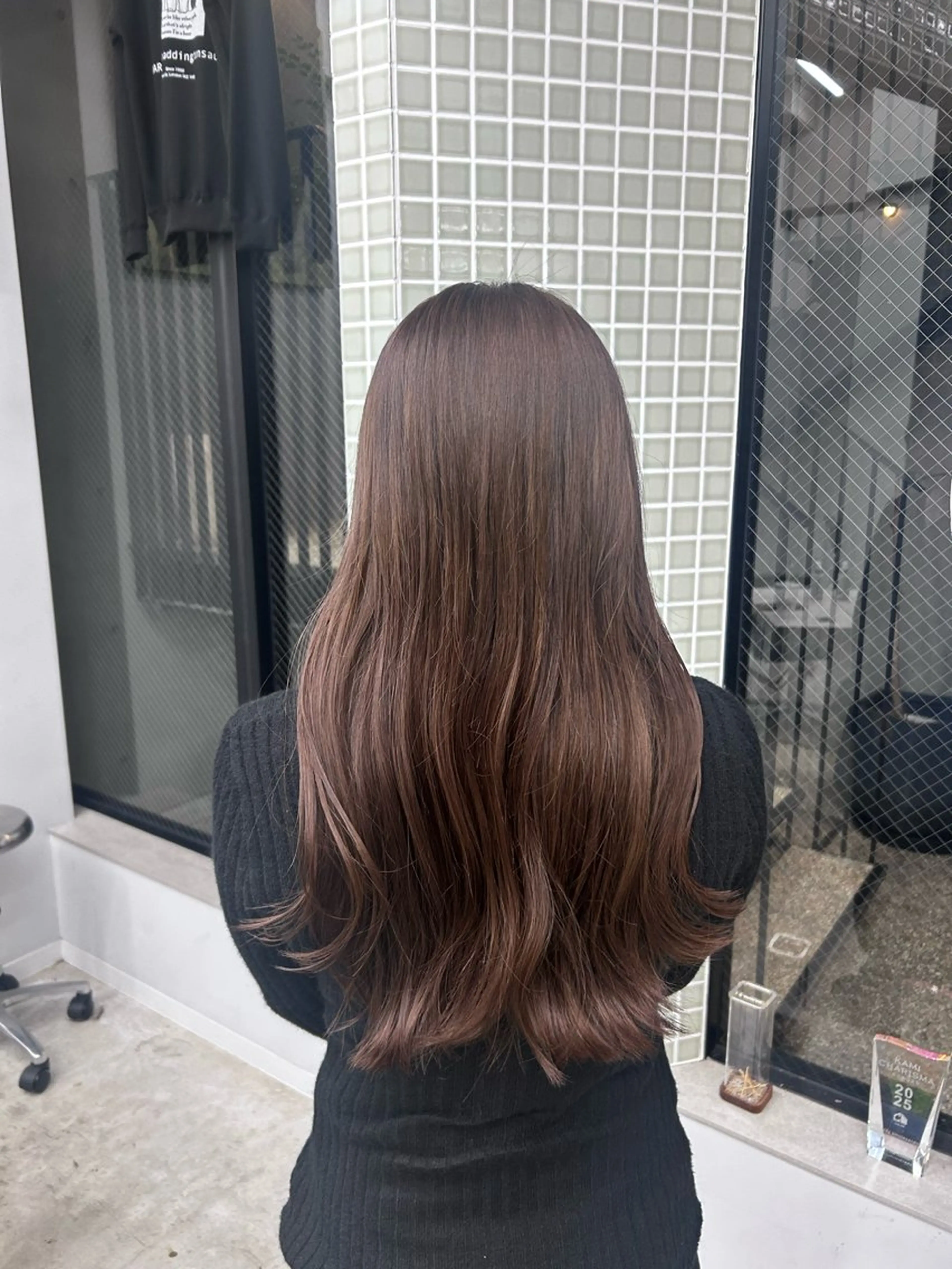 ロング カラー 吉田 菫のヘアスタイル