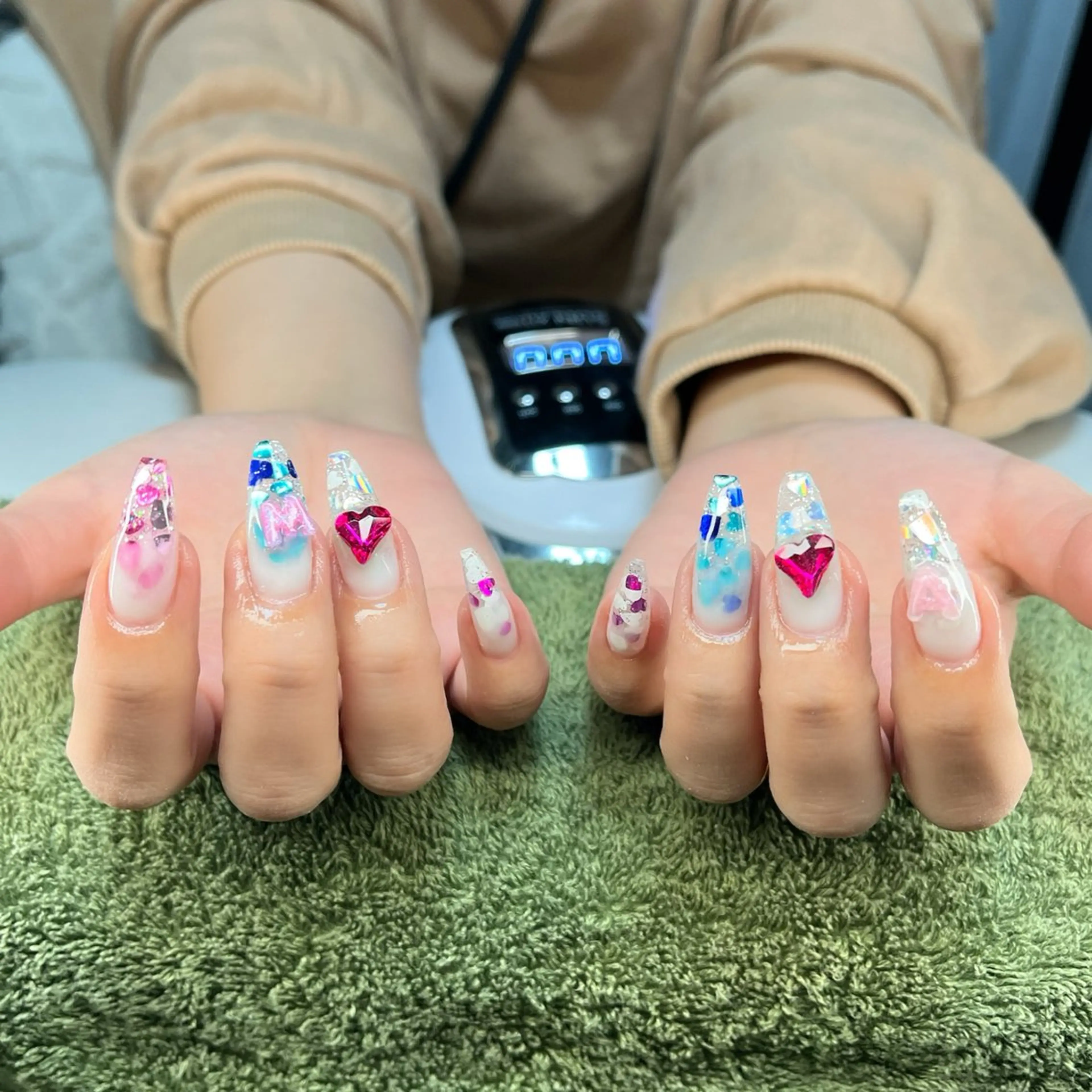 ネイル ハンドネイル フットネイル MHR nailのネイルデザイン