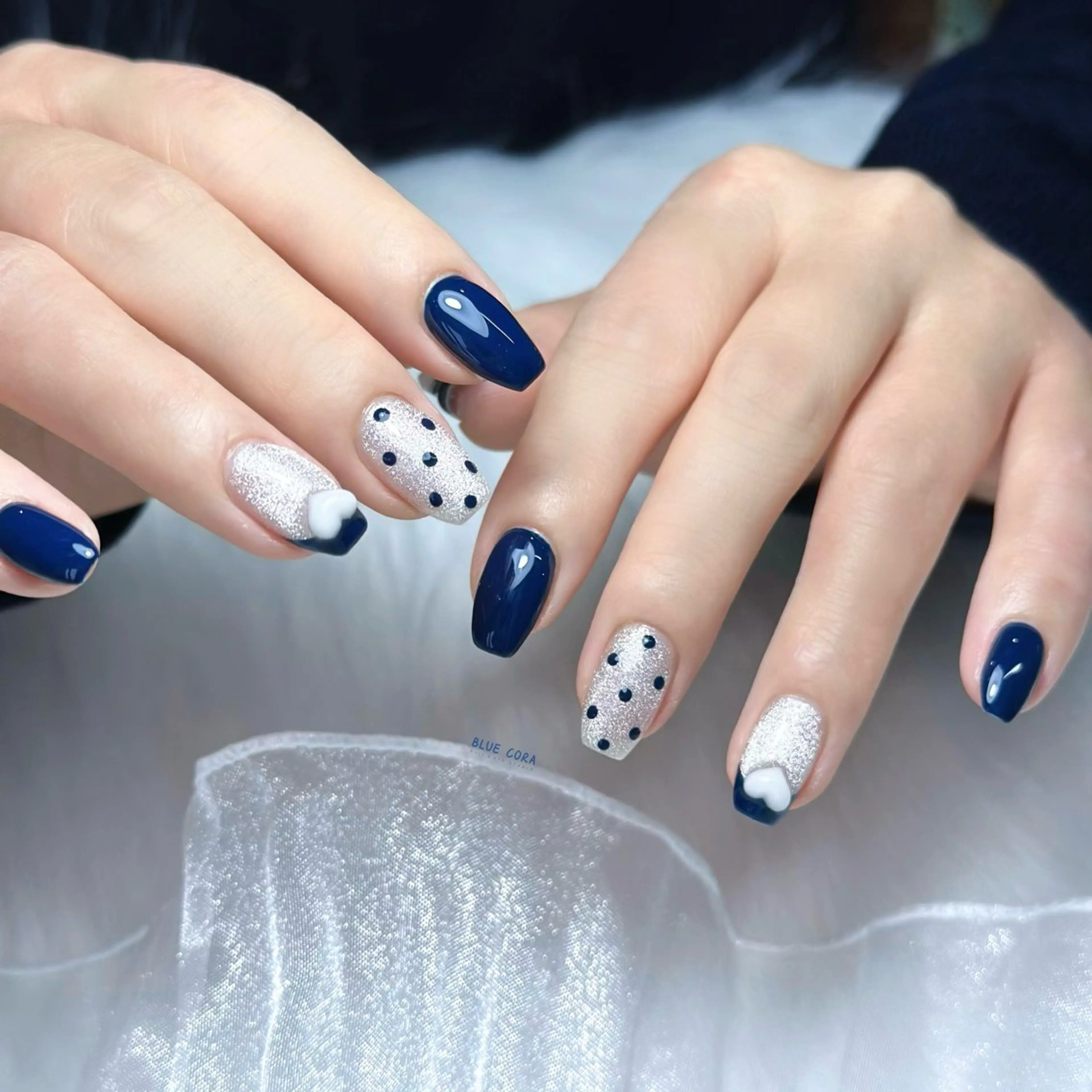 ネイル ハンドネイル ハンドケア BLUE CORA所属・BLUE CORAのネイルデザイン