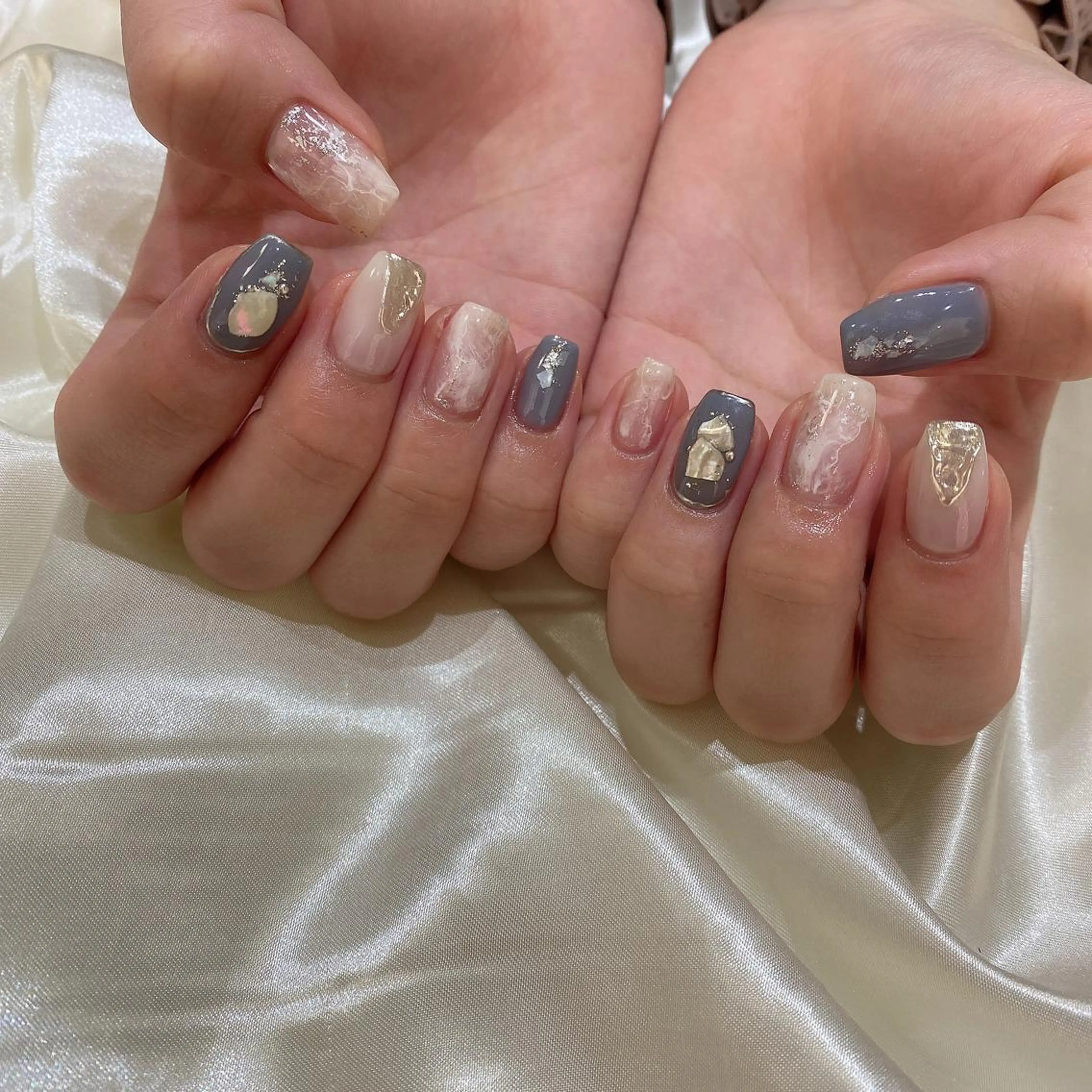 ネイル ハンドネイル 西岡 杏のネイルデザイン