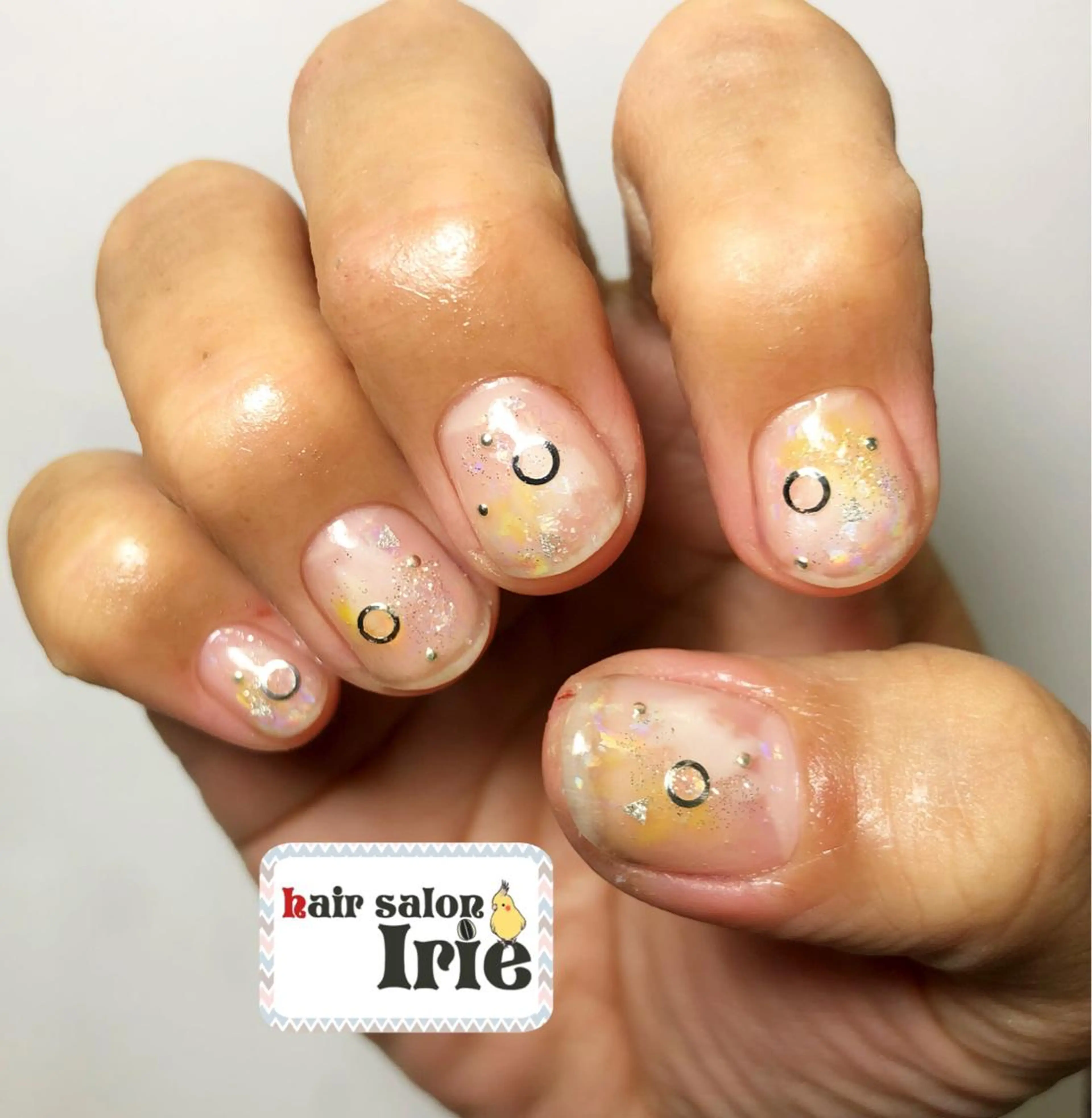 ネイル ニュアンスネイル Hair salon Irie所属・與儀 知佳のネイルデザイン