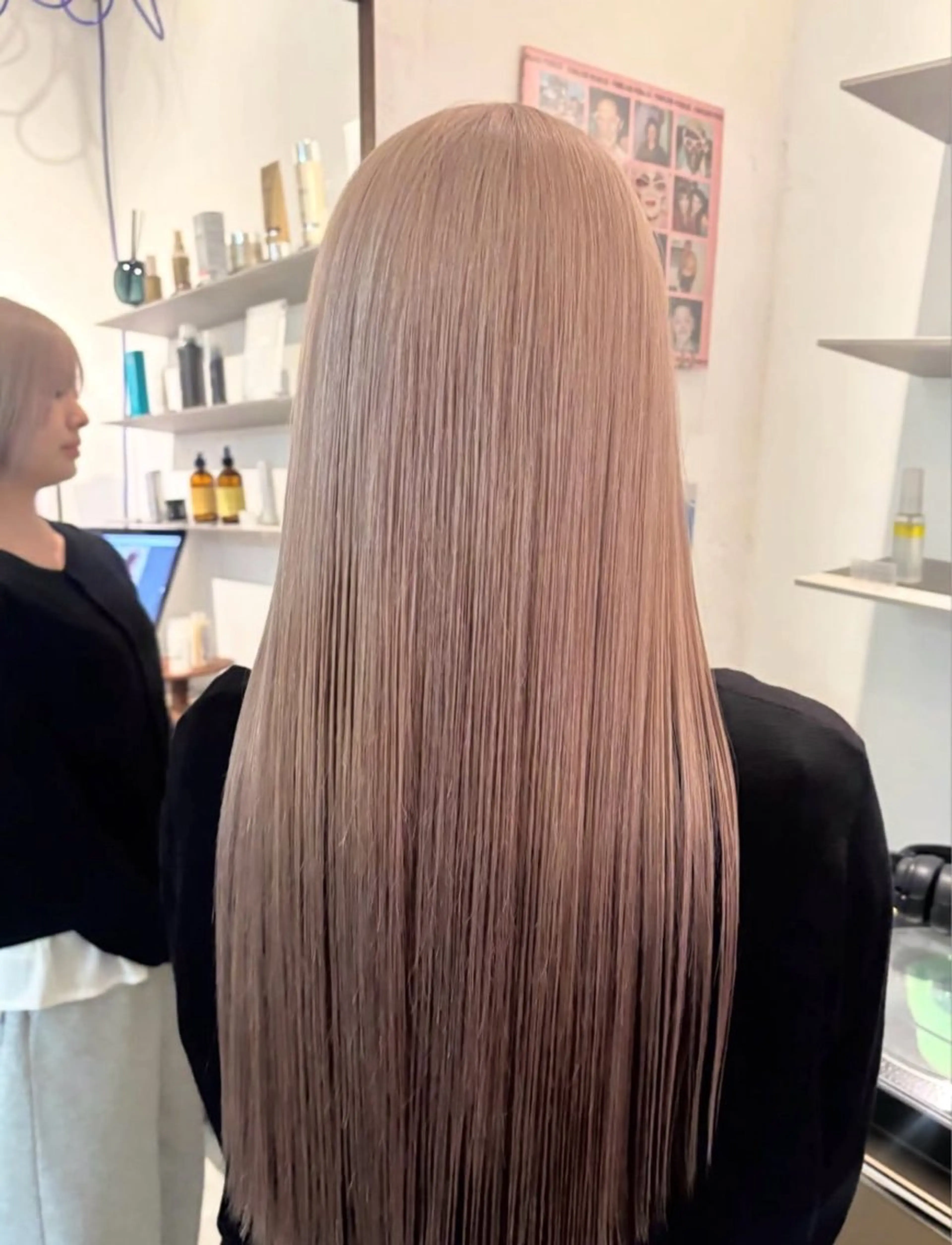 ロング ヘアカラー Tsukasa/ ハイトーン/寒色のヘアスタイル