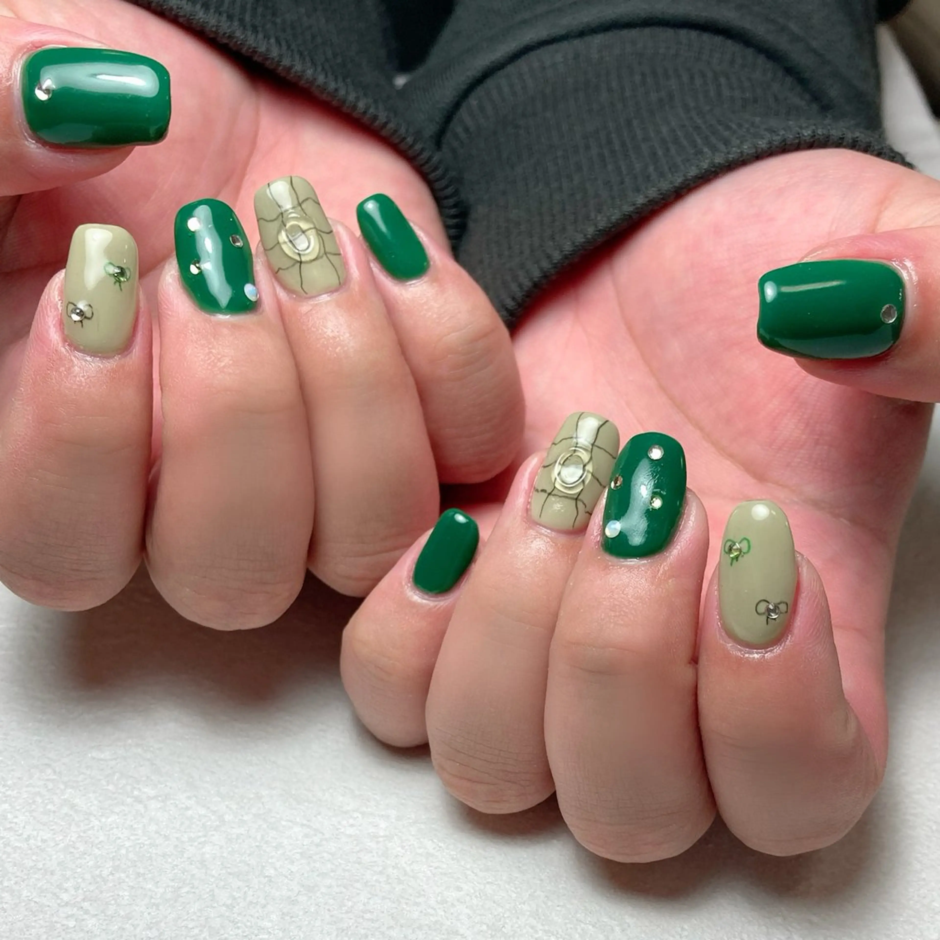 ネイル amu所属・かおる KAORUのネイルデザイン