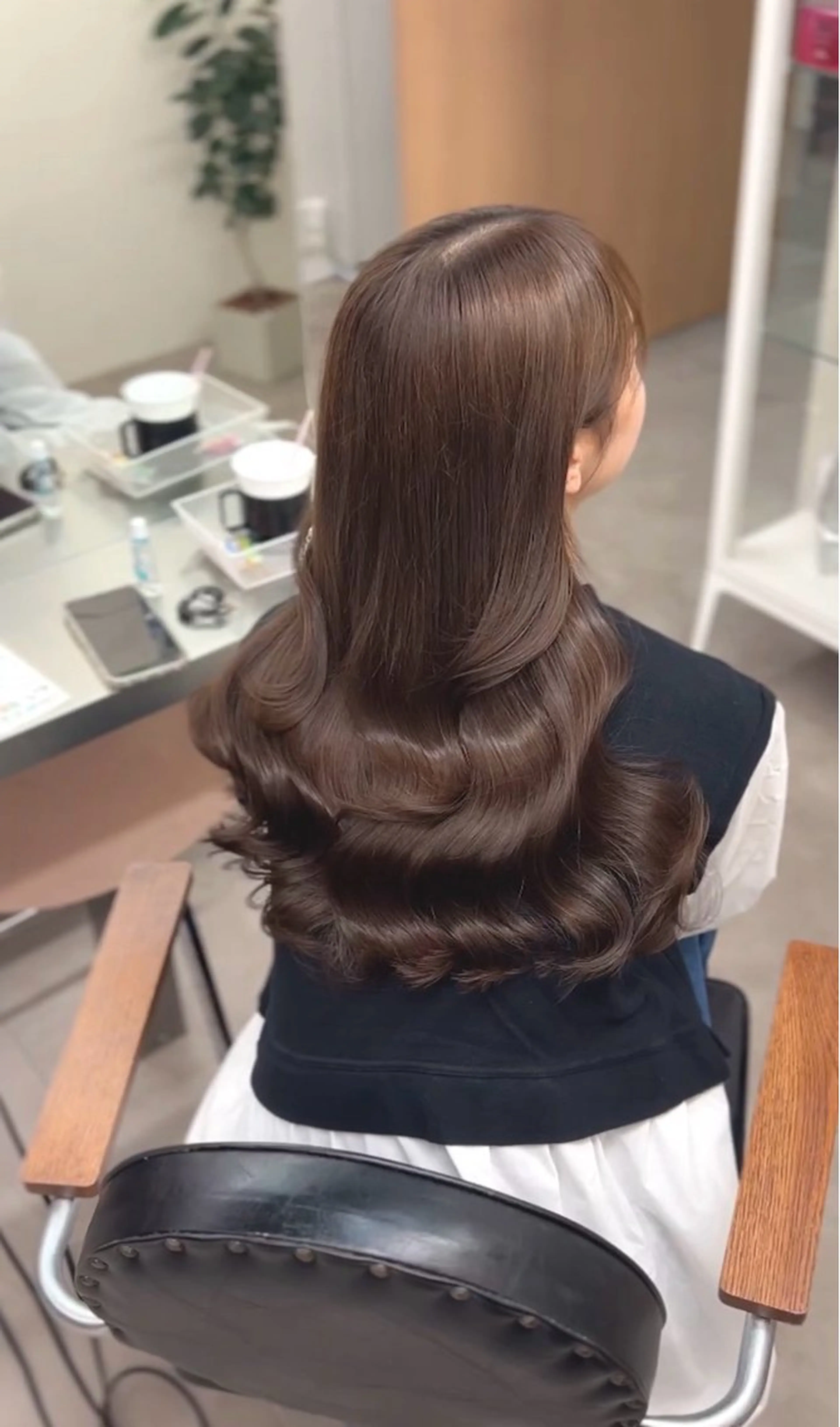 ロング カラー ベージュカラー ブリーチ ブリーチなしカラー 学生 トリートメント ヘアカラー 梅田/ベージュ／ 艶カラー／三宅空翔のヘアスタイル