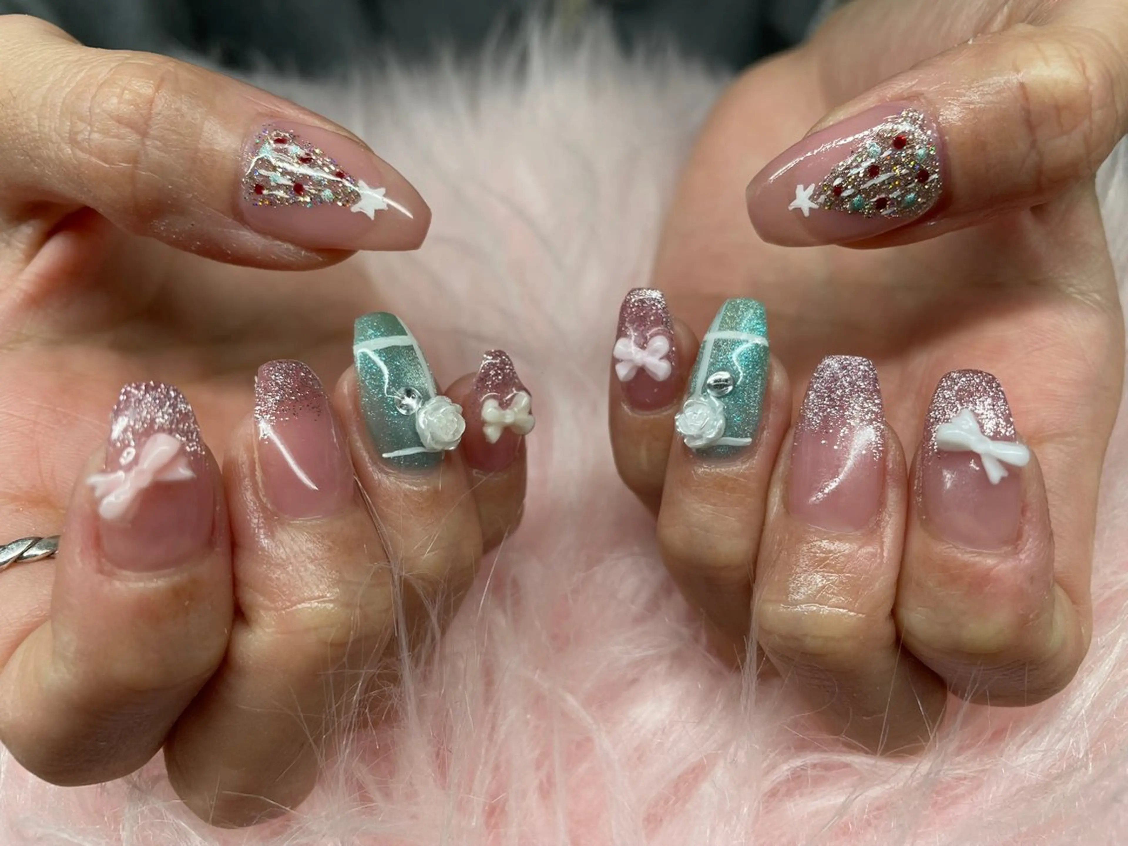 ネイル MionNail所属・安永 彩香のネイルデザイン