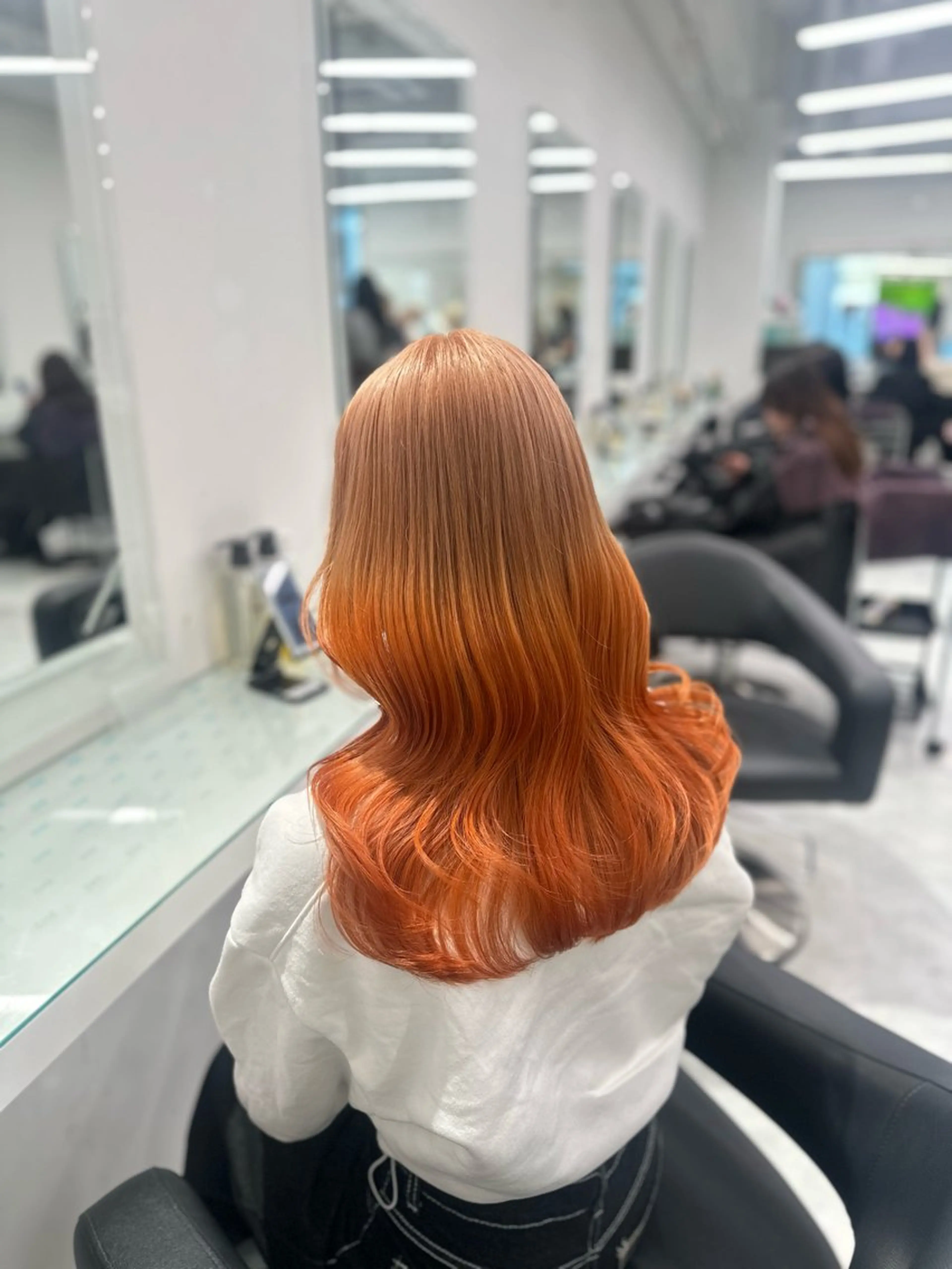 セミロング カラー ヘアカラー トリートメント ヘッドスパ ヘアセット ❄最強かわいいカラー ❄️MINA❄️のヘアスタイル