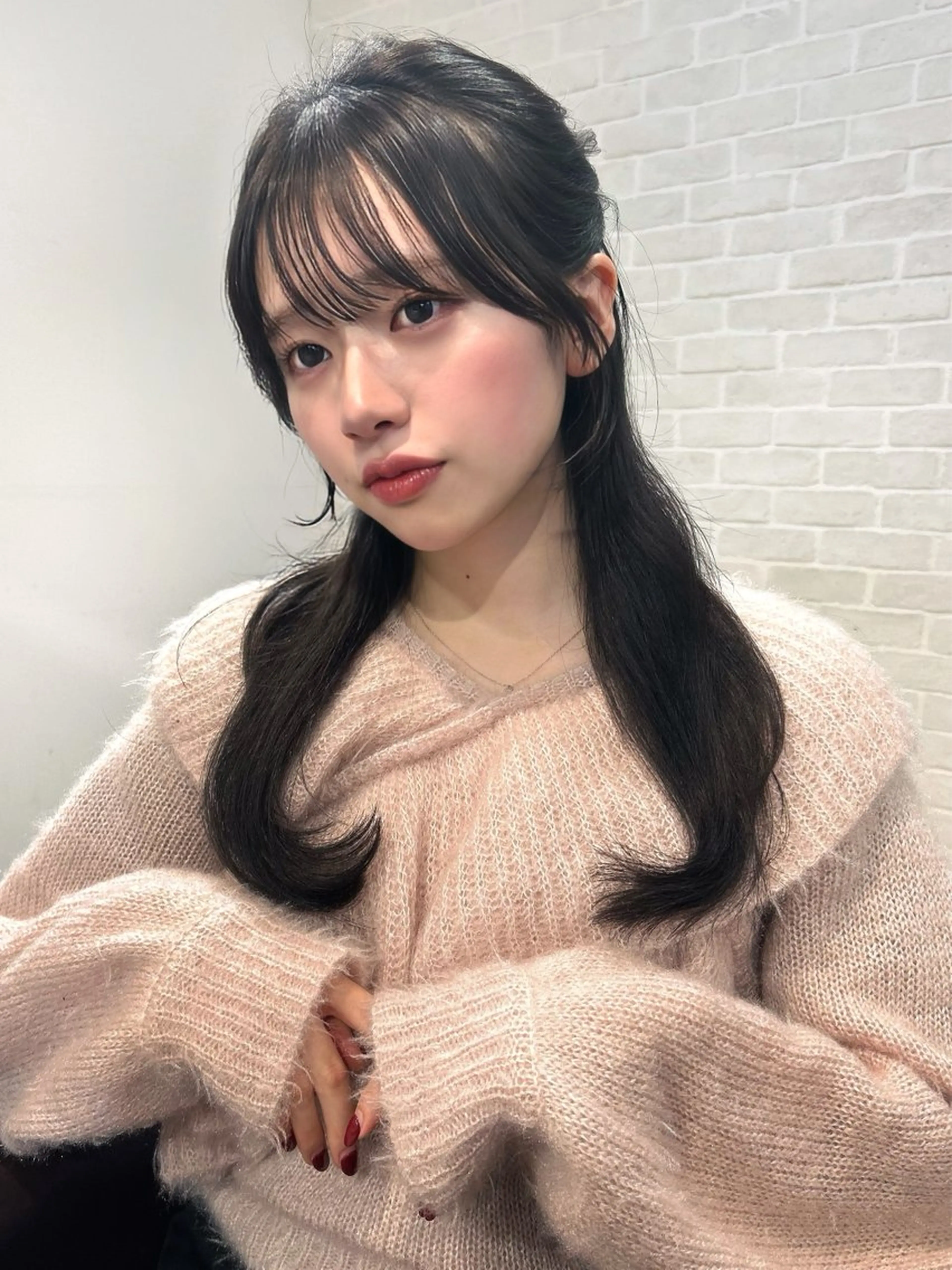 ロング カラー 顔まわりレイヤー レイヤーカット 似合わせカット カット ヘアカラー 【韓国ヘア×透明感 カラー】笹谷 莉未のヘアスタイル