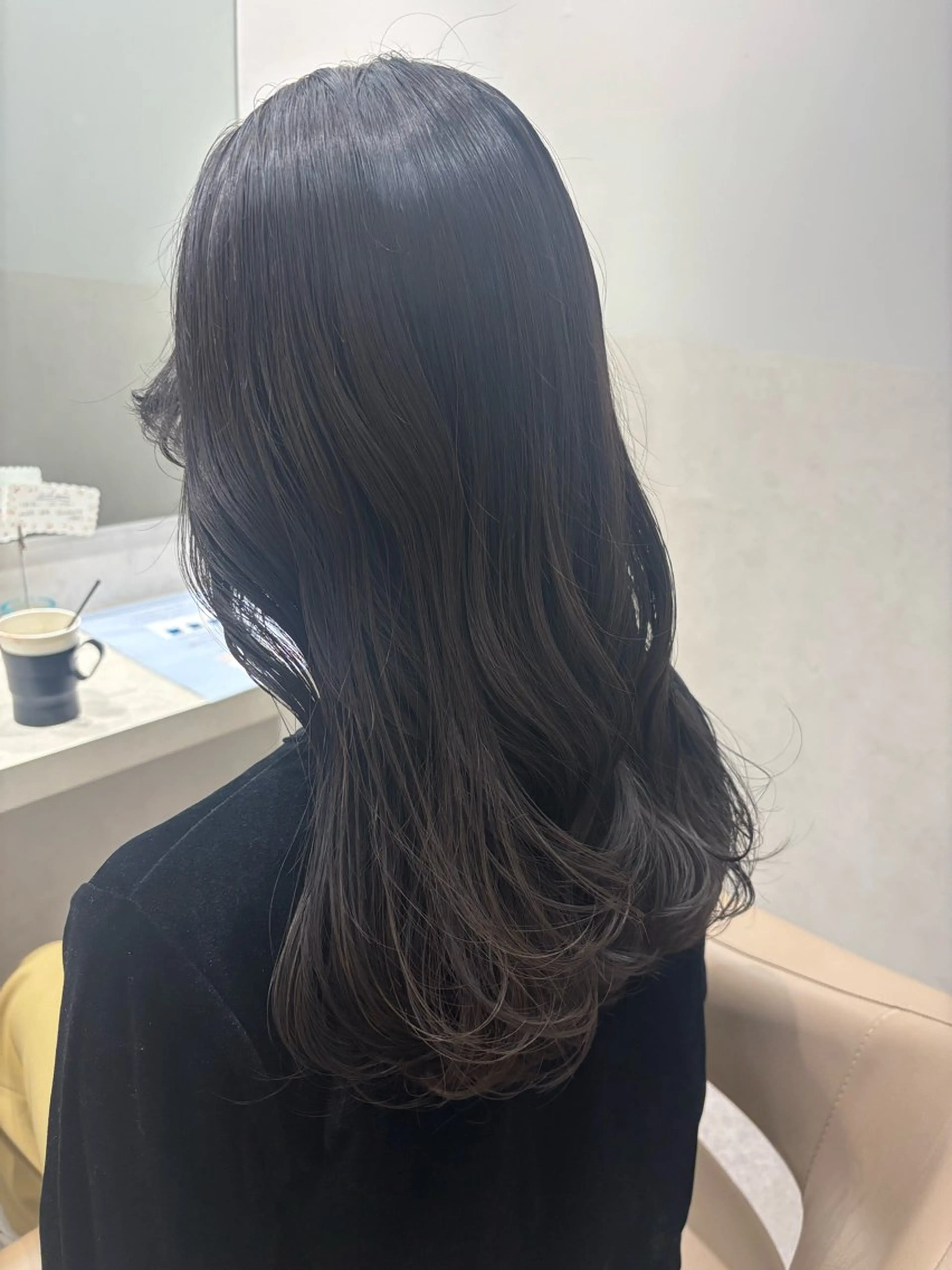 ミディアム カラー パーマ ヘアアレンジ 透明感カラー カット ヘアカラー トリートメント ヘッドスパ ヘアセット 押切 響　のヘアスタイル