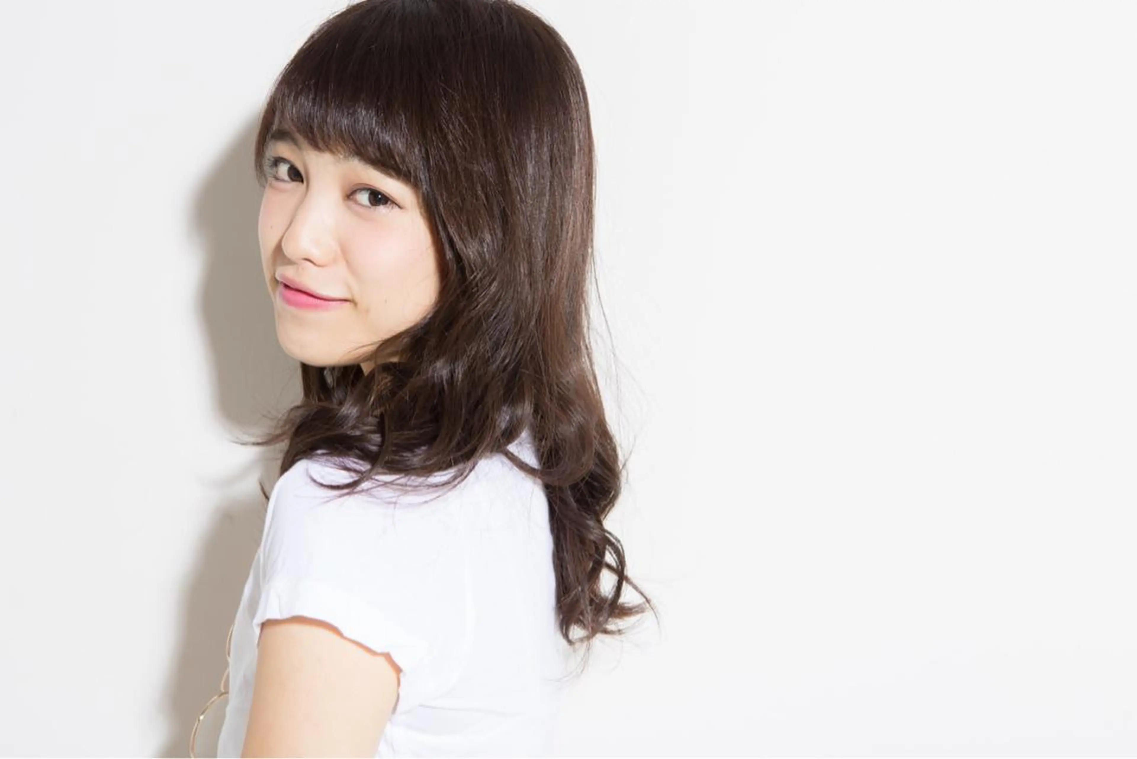 ロング カラー カット トリートメント チーフデザイナー 若林　麻衣のヘアスタイル