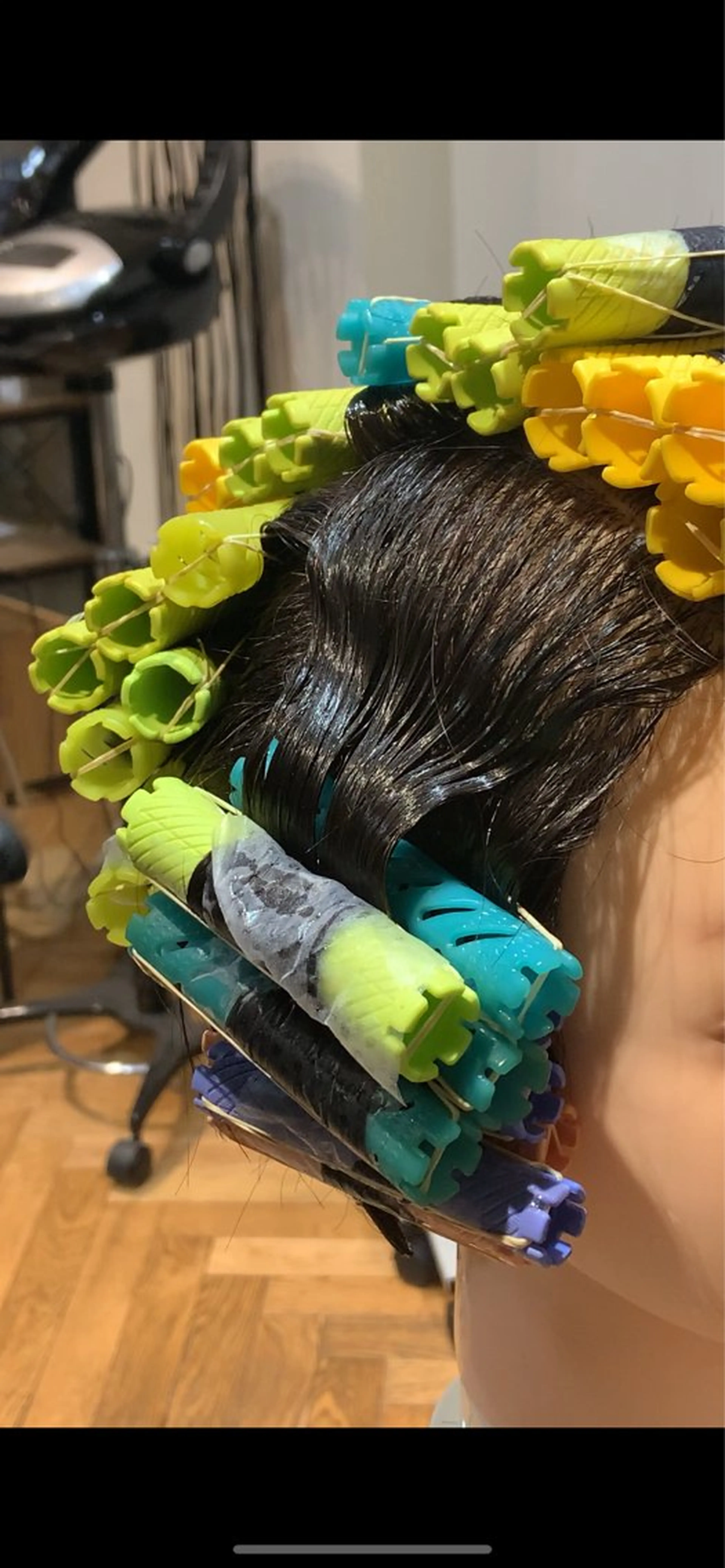 メンズ メンズパーマ 波巻きパーマ BROWN nakano所属・🌿【メンズ歓迎】 矢嶋祐介のヘアスタイル