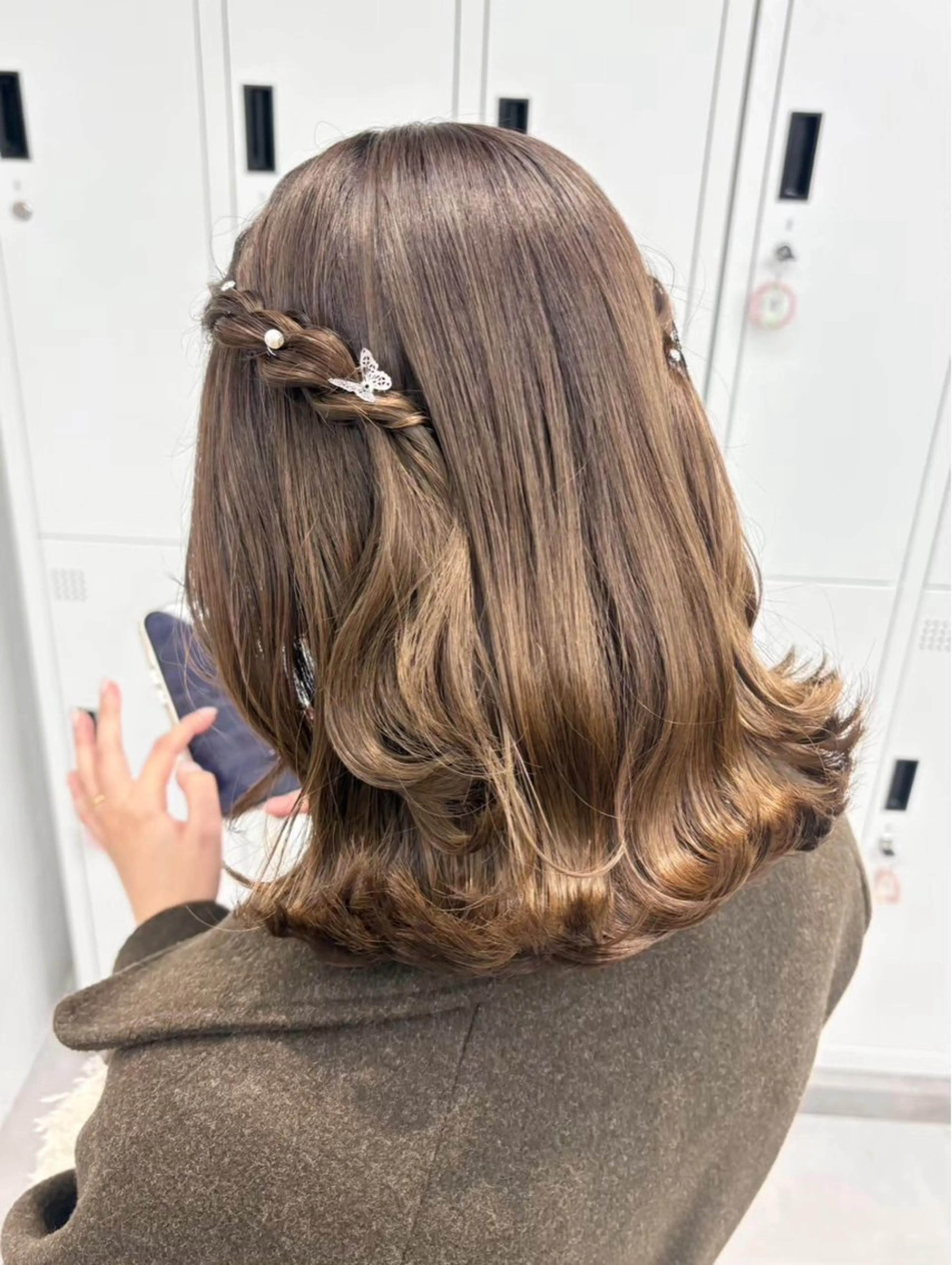 ミディアム ヘアアレンジ ヘアセット お呼ばれアレンジ♡ momohaのヘアスタイル