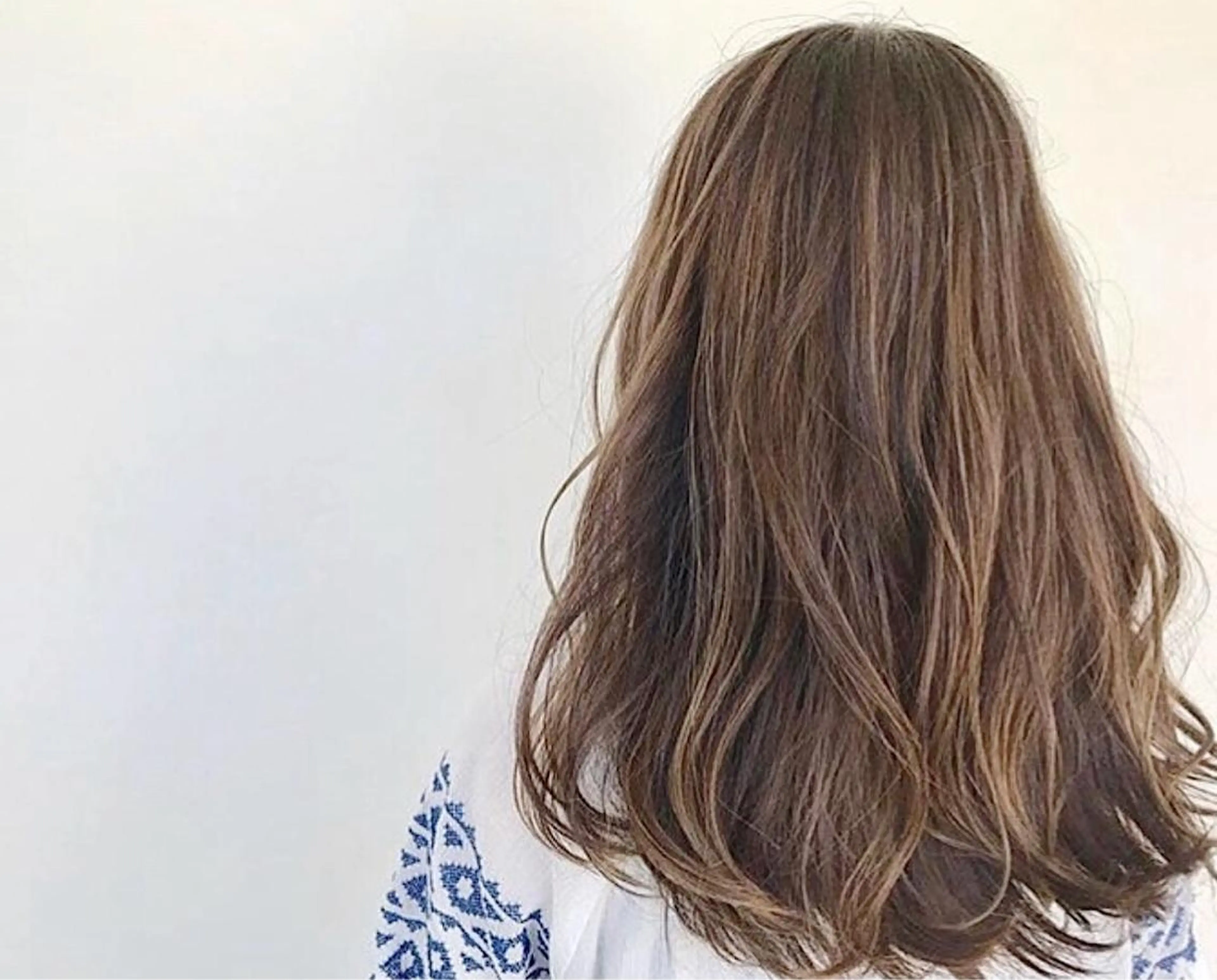 ロング カラー ケアブリーチ /髪質 改善/古橋圭史郎のヘアスタイル