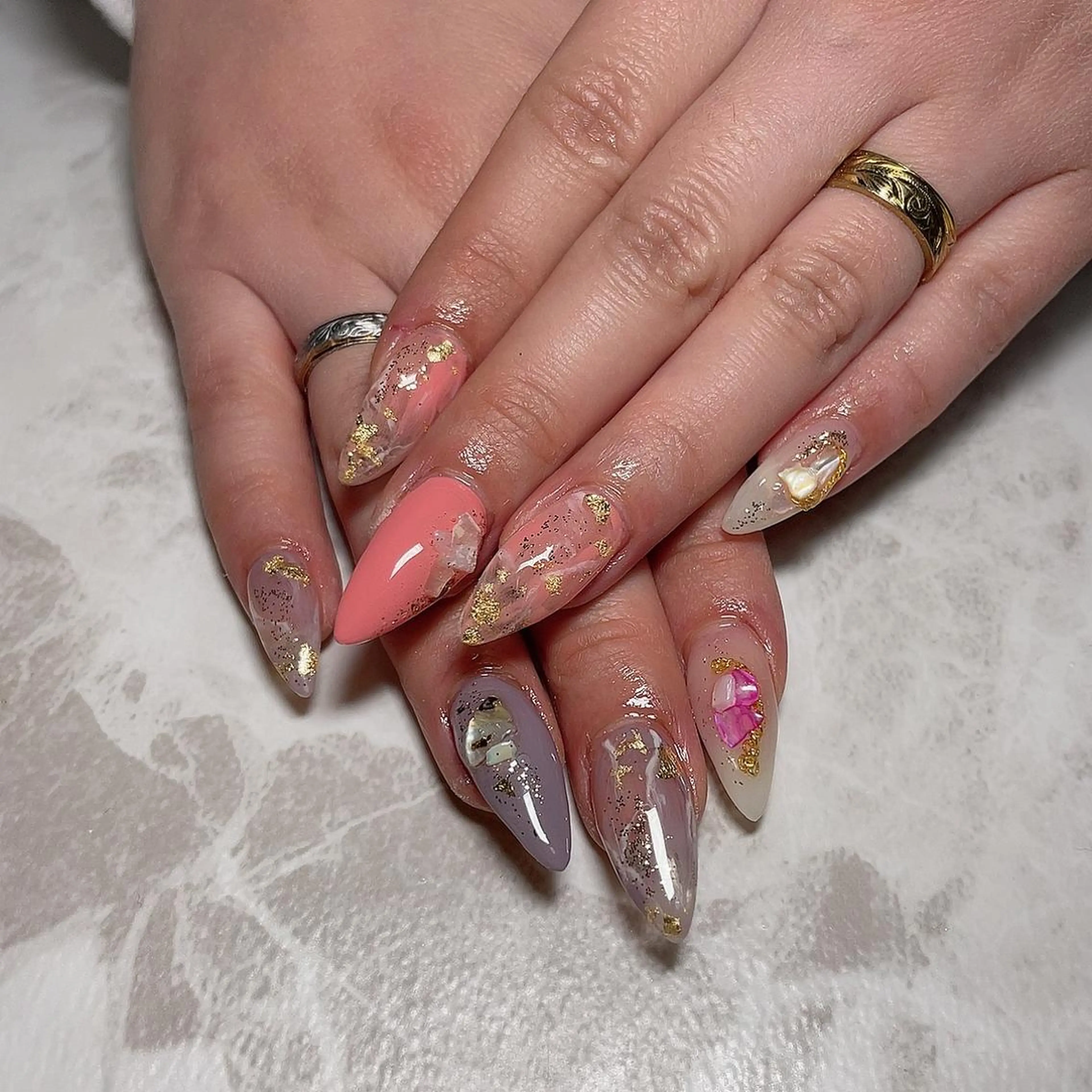 ネイル 知花 梨花のネイルデザイン