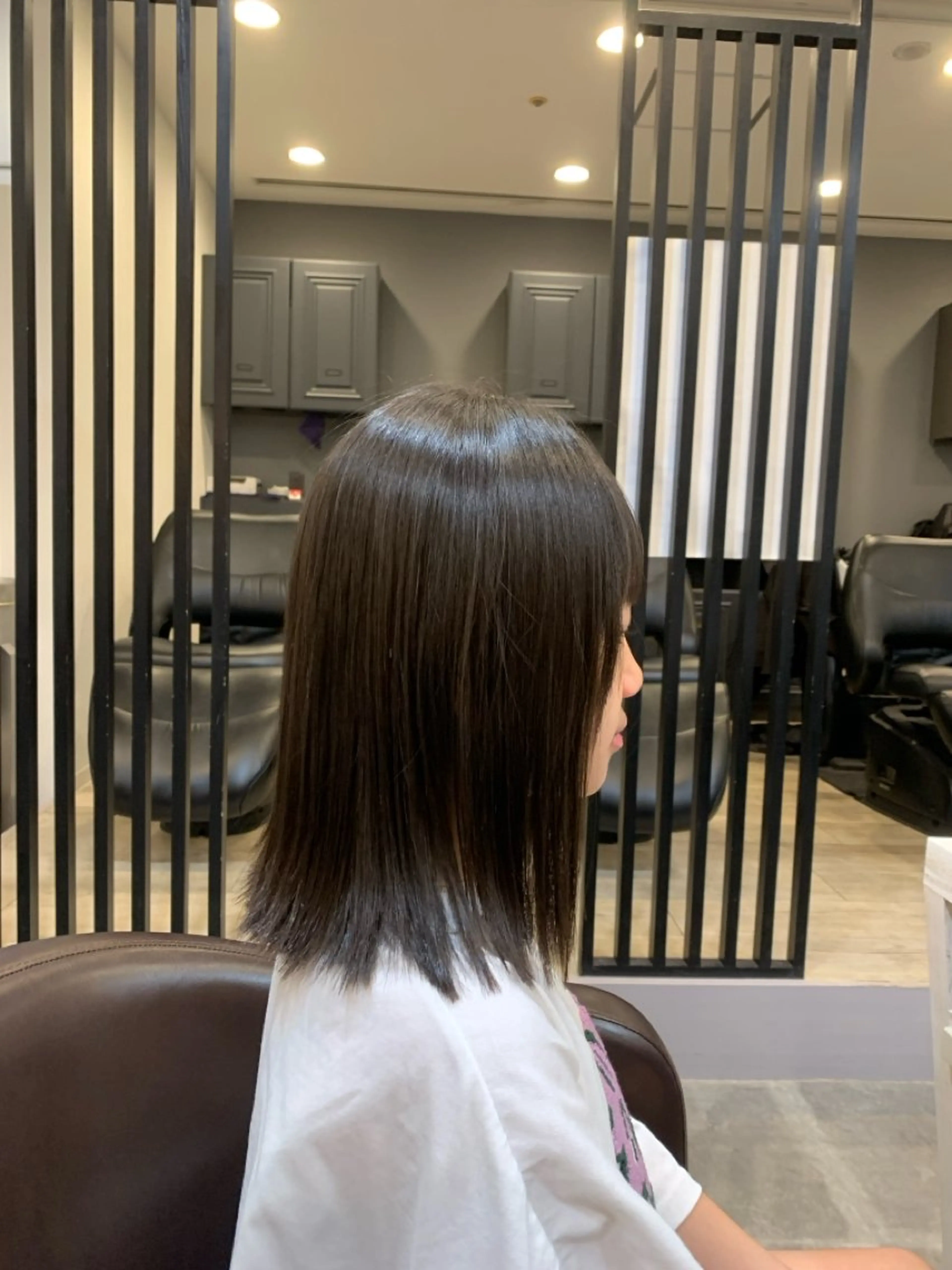 ミディアム レイヤーカット 西宮北口/みなみのヘアスタイル