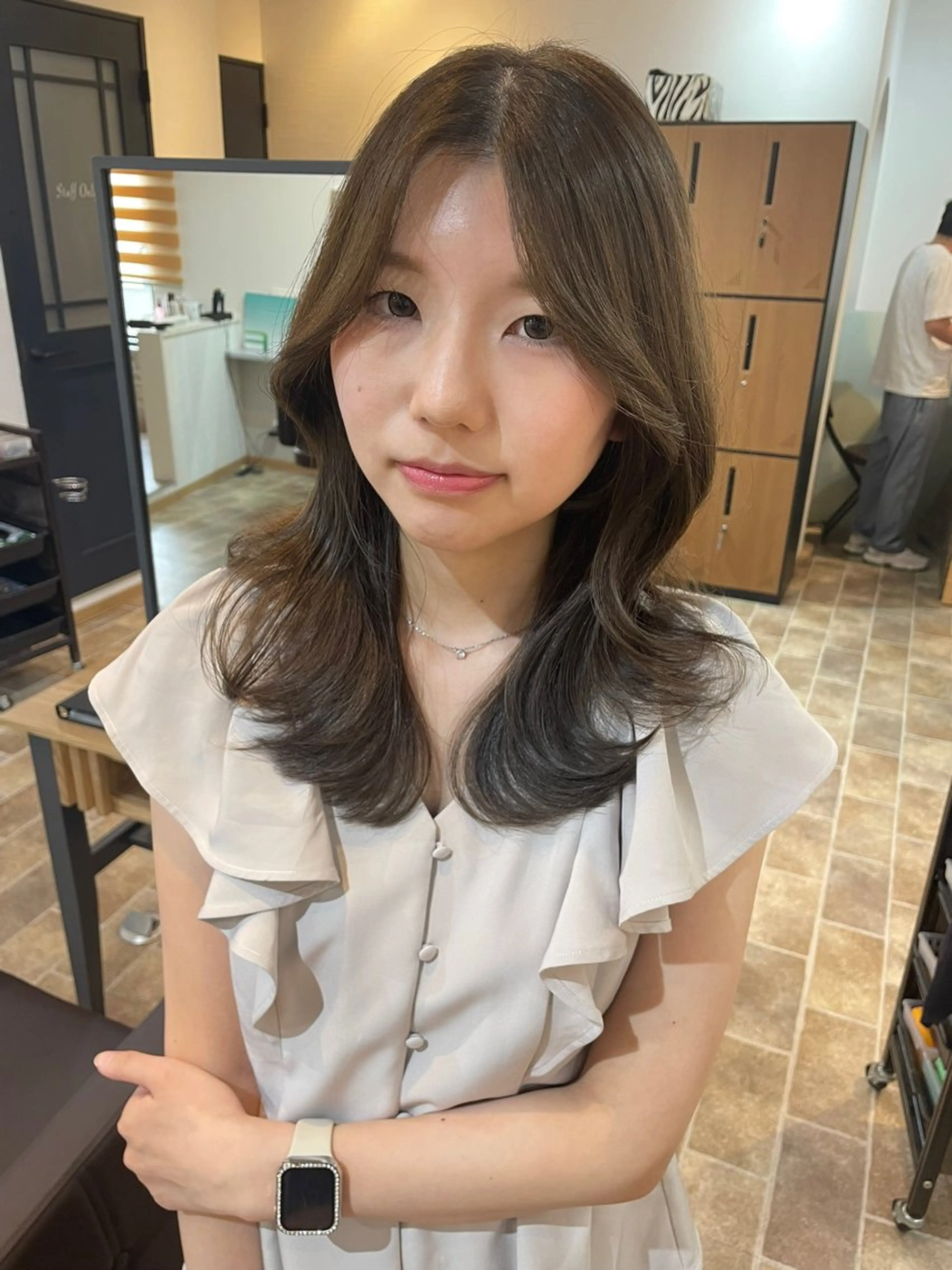 ロング カラー ブラウンカラー オリーブブラウン カット ヘアカラー STAR RIVER所属・YUI/ ブリーチカラー🌷のヘアスタイル