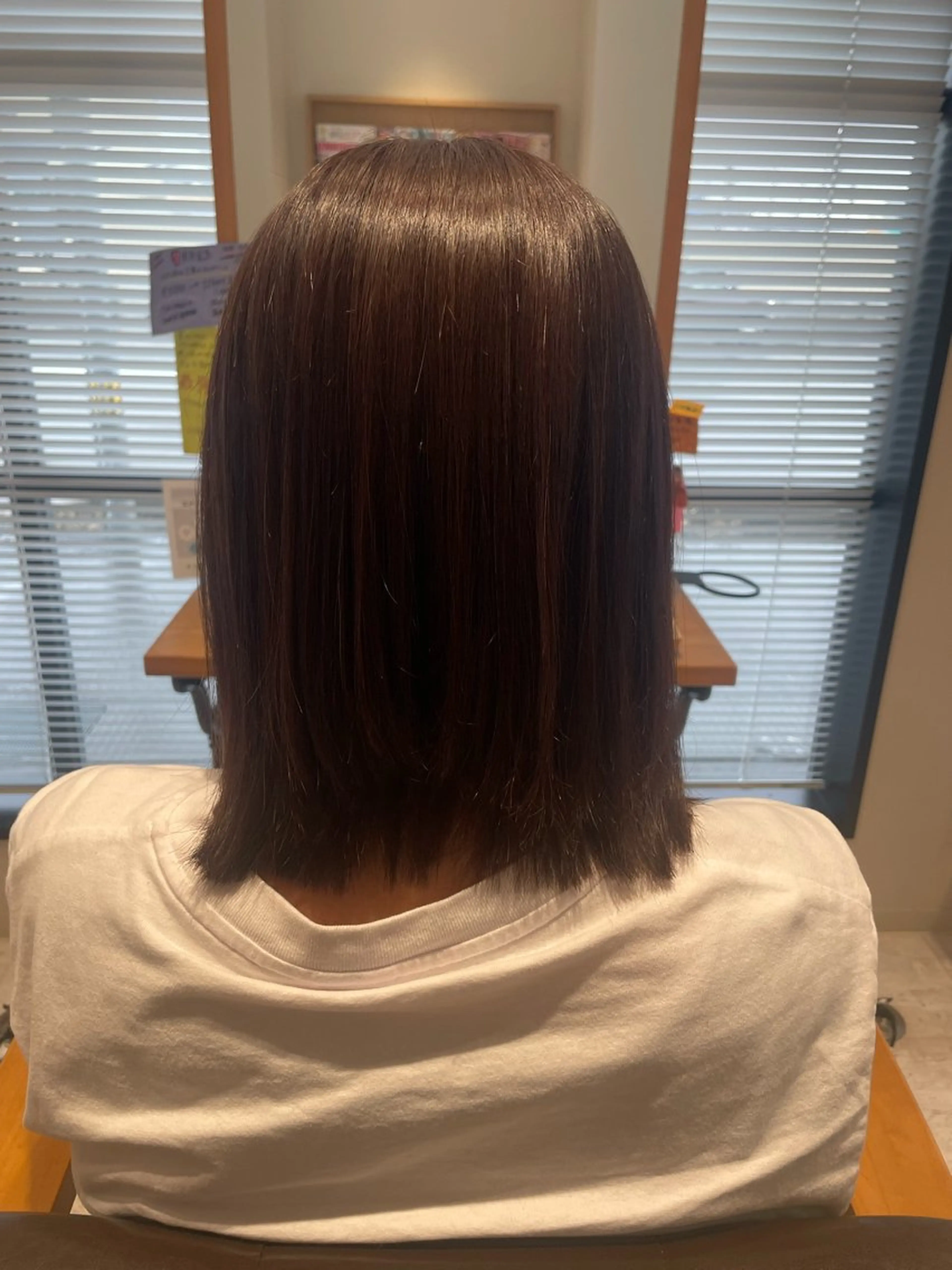 Uｰ18切りっぱなしボブカットの写真