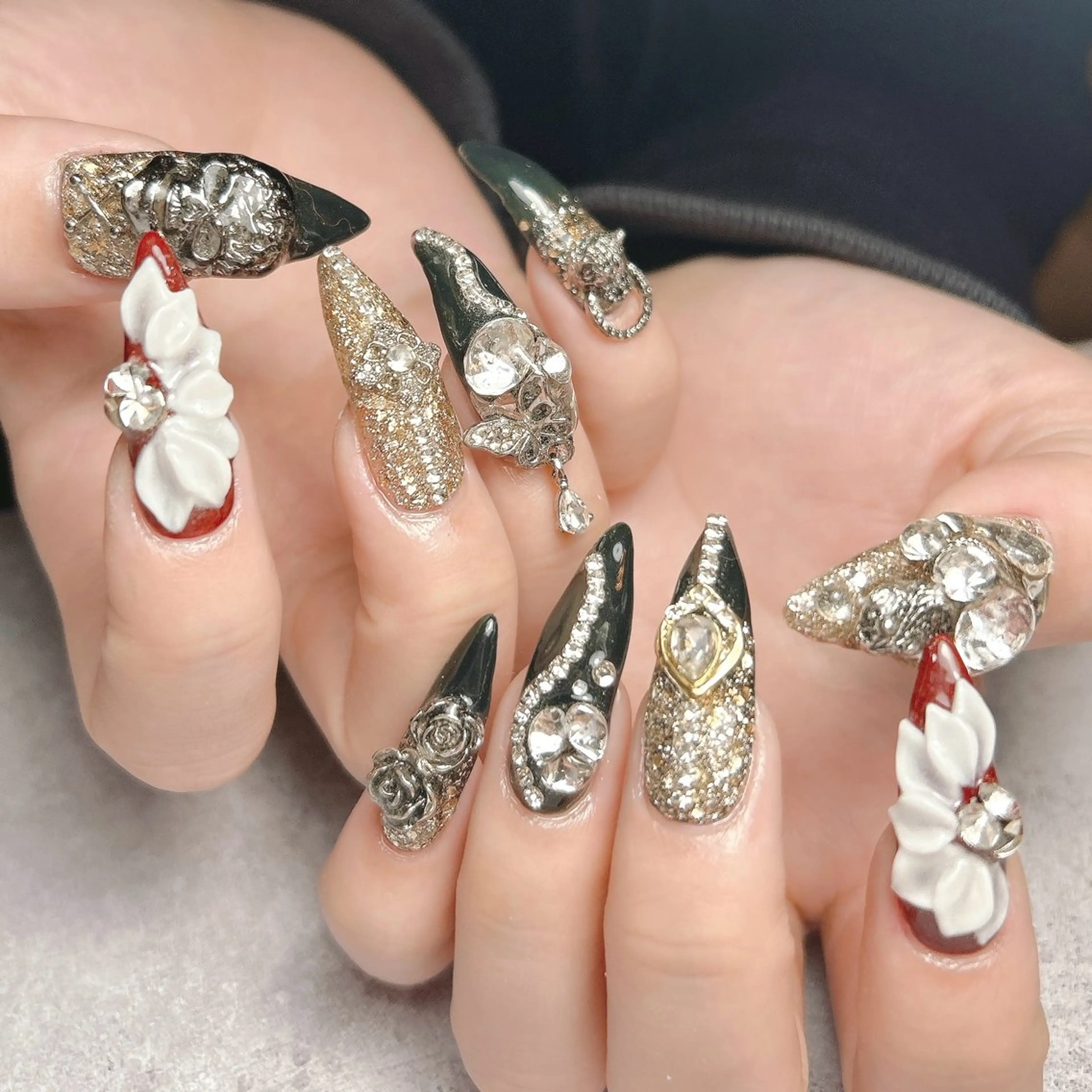 ネイル 成人式 ハンドネイル junna 金山.東別院.上前津のネイルデザイン