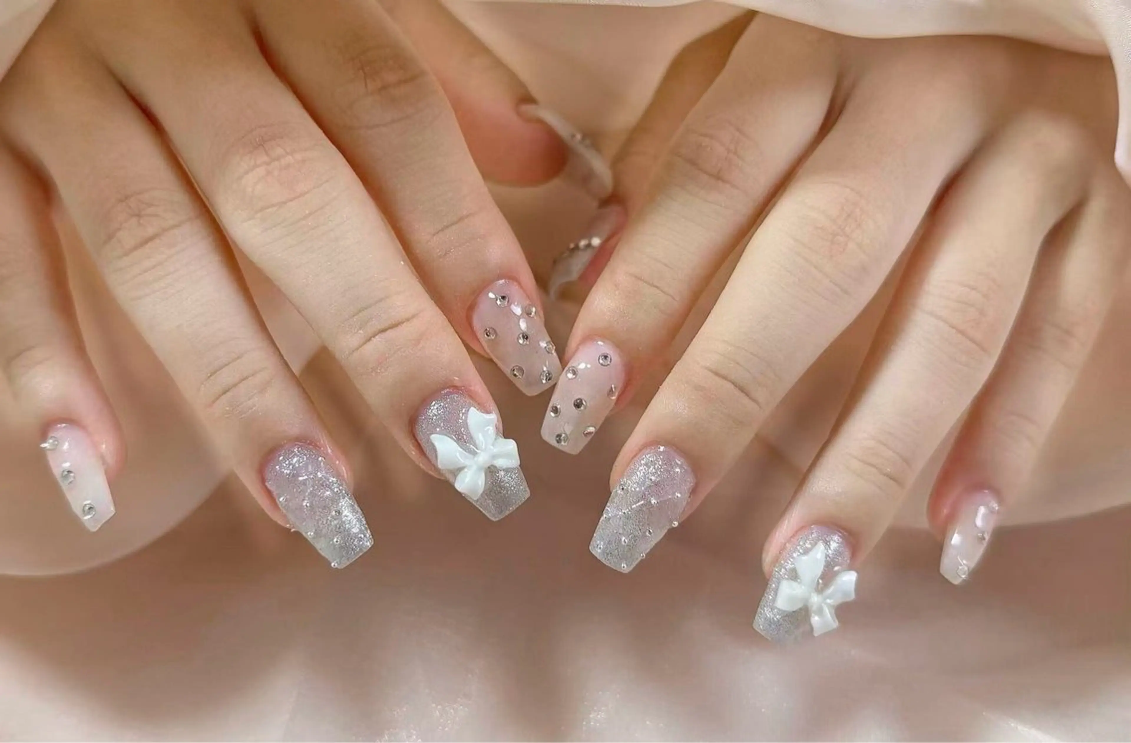 ネイル ハンドネイル 小 雨のネイルデザイン