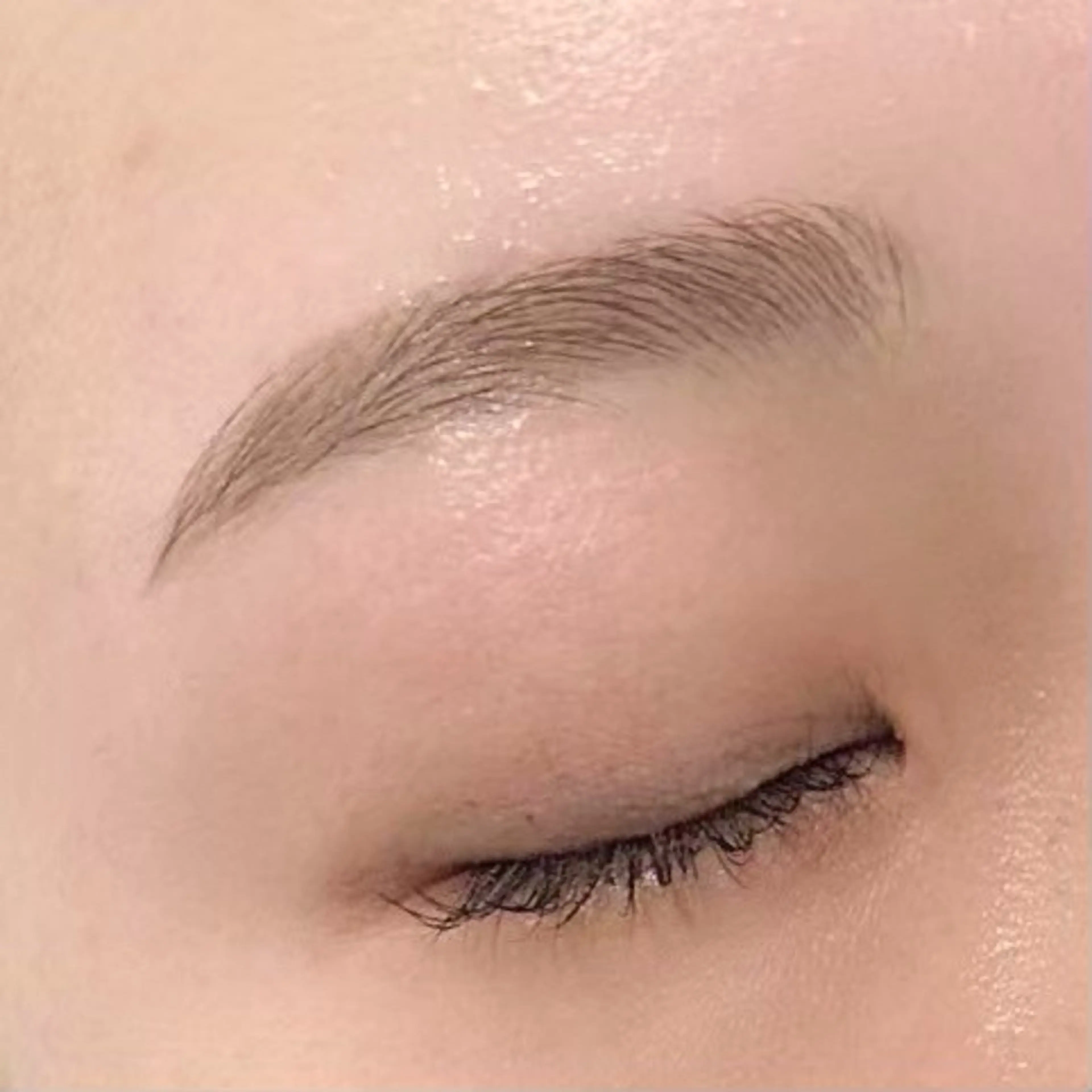 アイブロウ THE BROW BAR n所属・THE BROW BAR n 渋谷店のマツエク・マツパデザイン